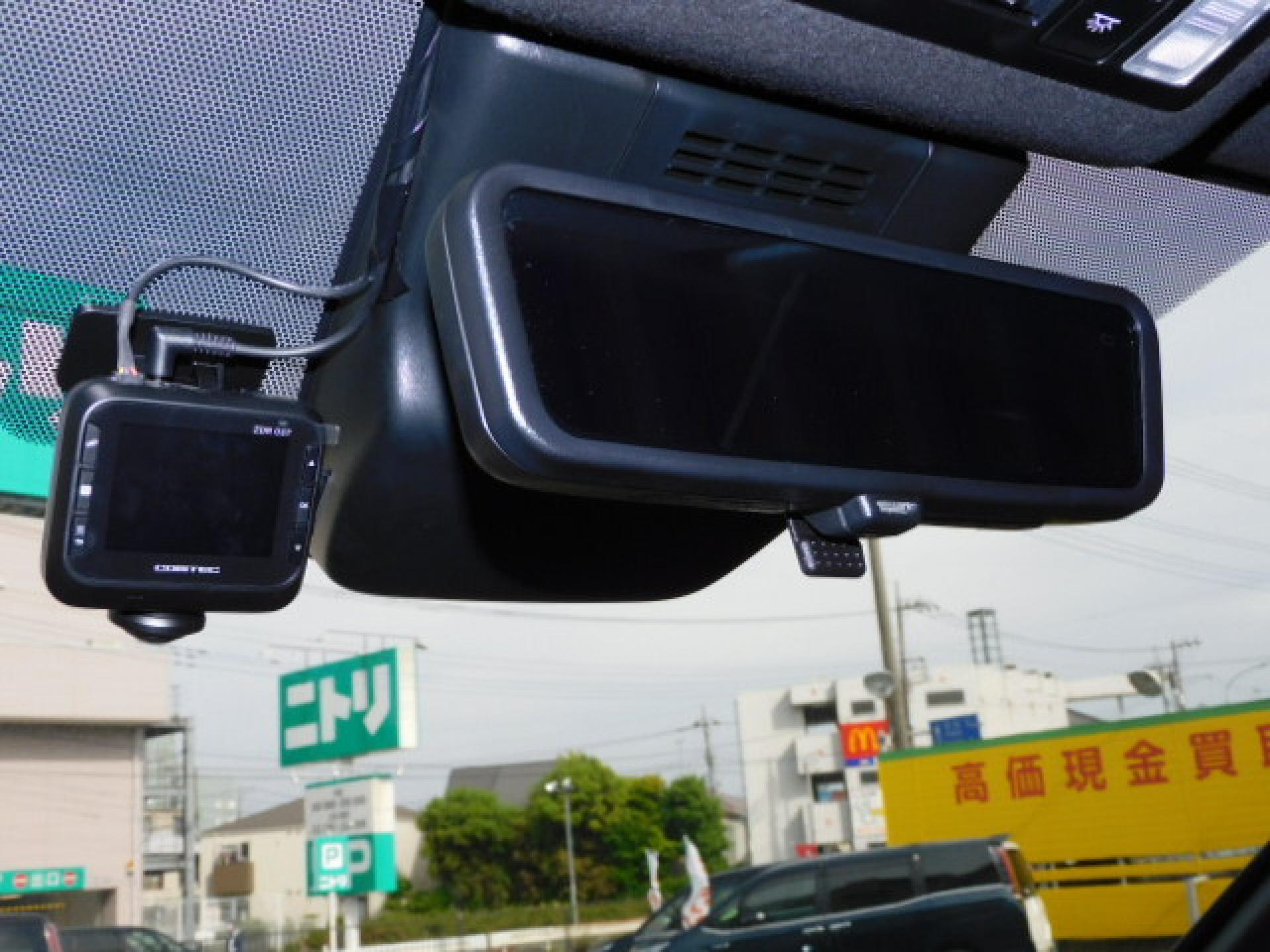前後ドライブレコーダー（コムテック ZDR-037）、デジタルインナーミラー（※）メーカーオプション ドライビングサポートパッケージ