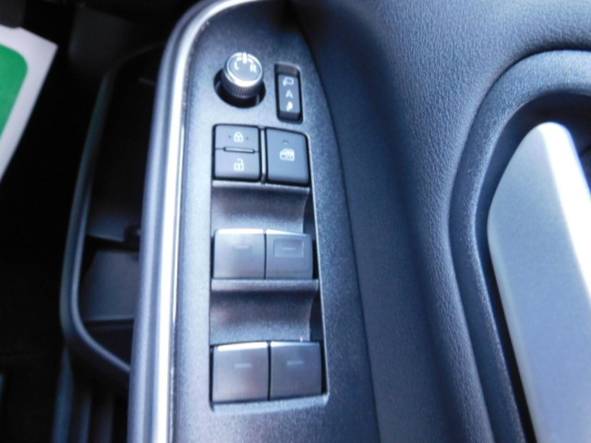 運転席ドアスイッチ