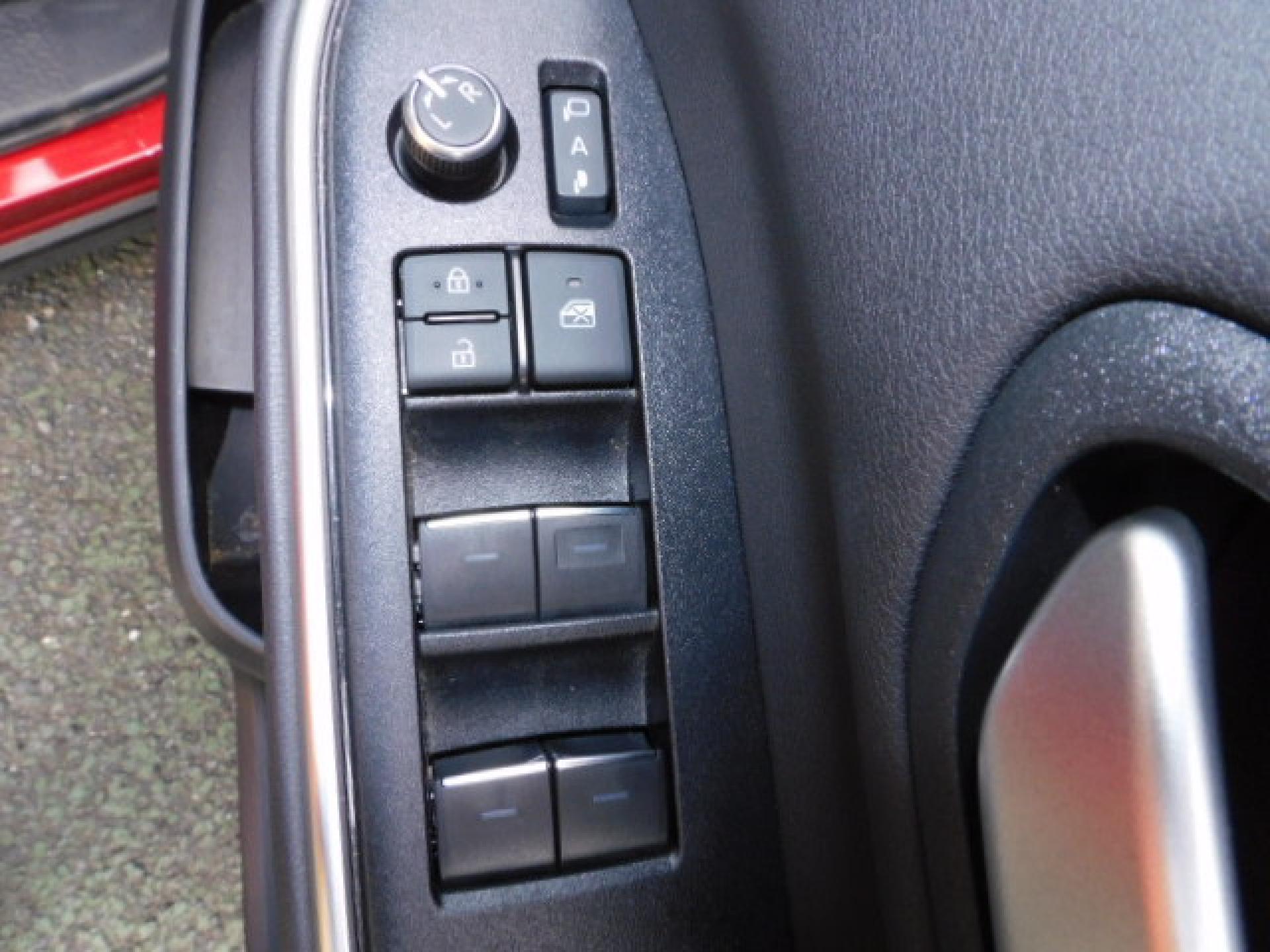 運転席ドアスイッチ
