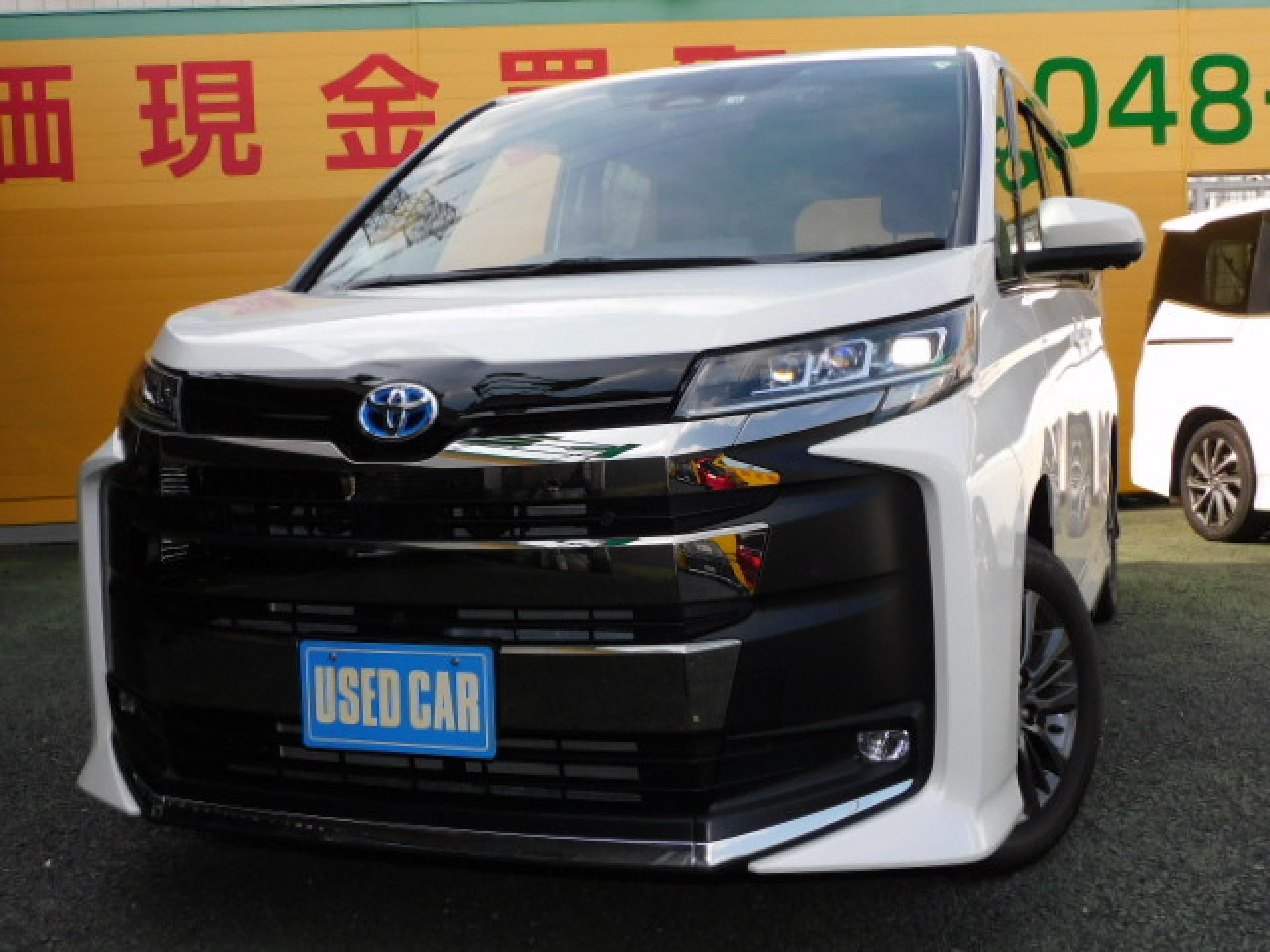 メーカーオプション多数の最上グレード【HV　S-Z　E-Four 4WD　寒冷地仕様】です！！
