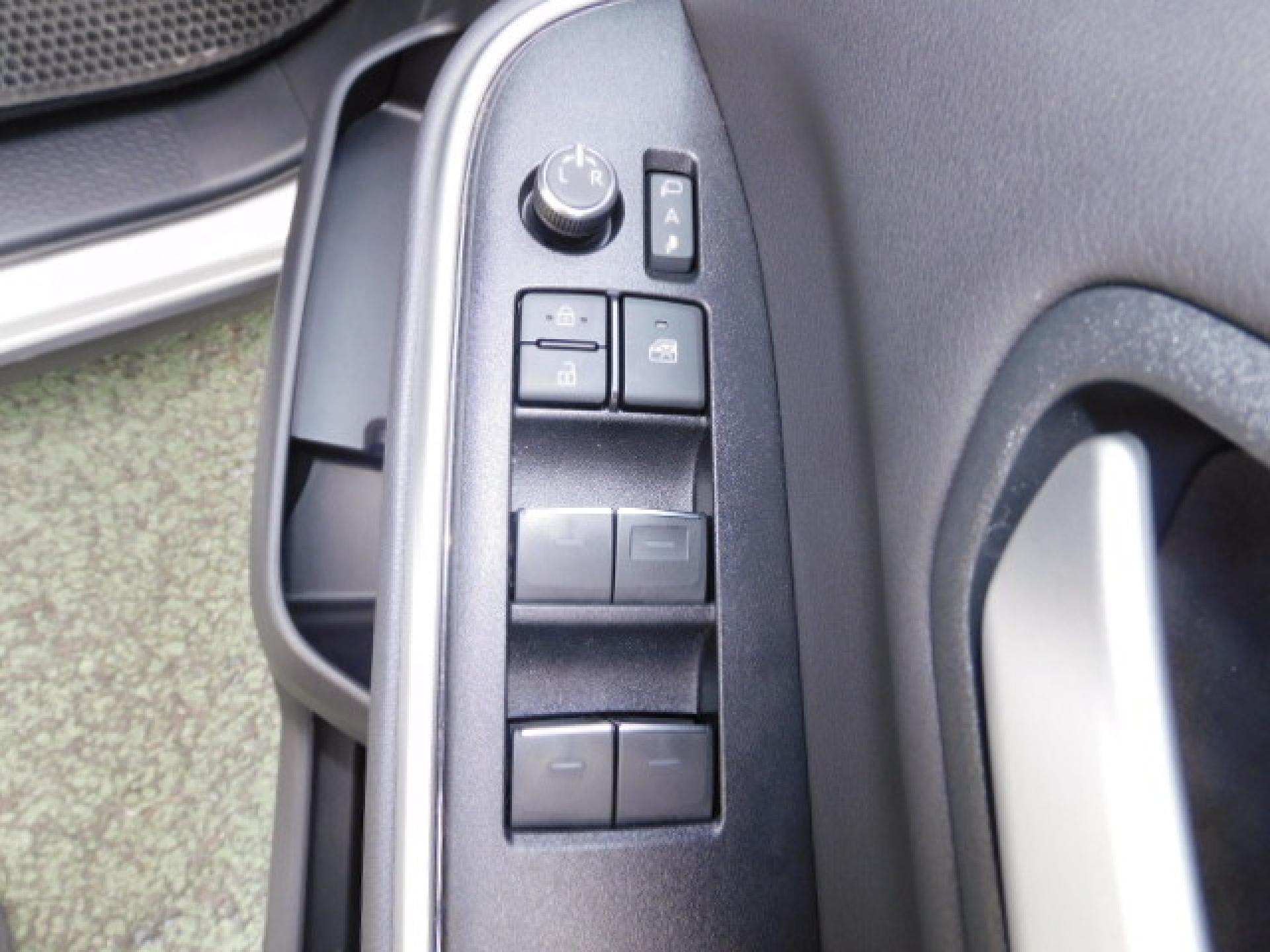 運転席ドアスイッチ