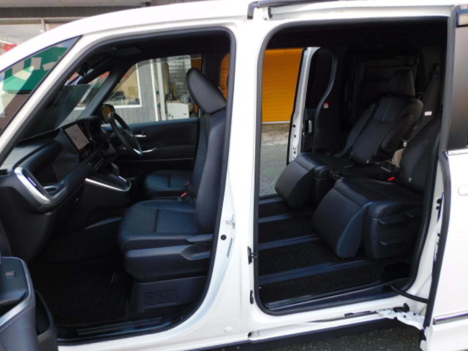 超ロングスライドモードでのシートアレンジです。