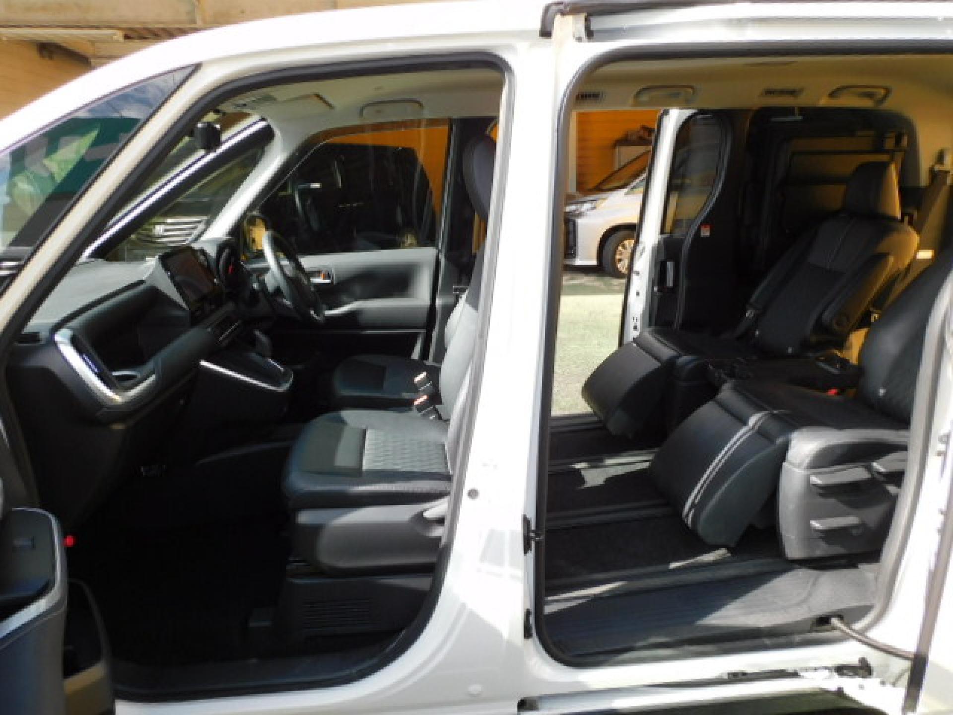 超ロングスライドモードでのシートアレンジです。