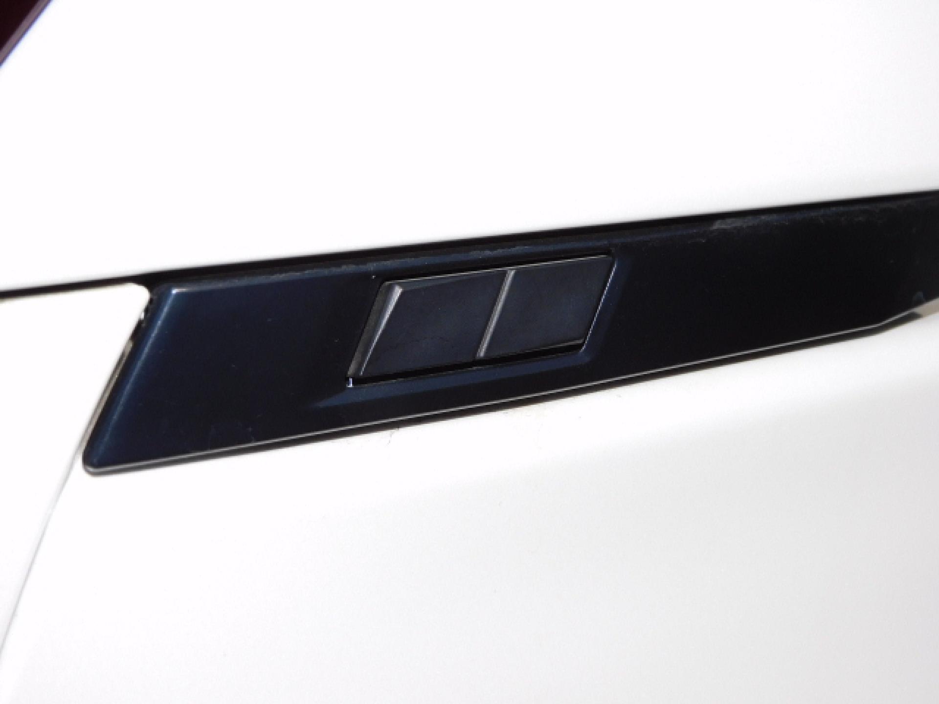 パワーバックドアスイッチ(※)メーカーオプション快適利便パッケージHigh