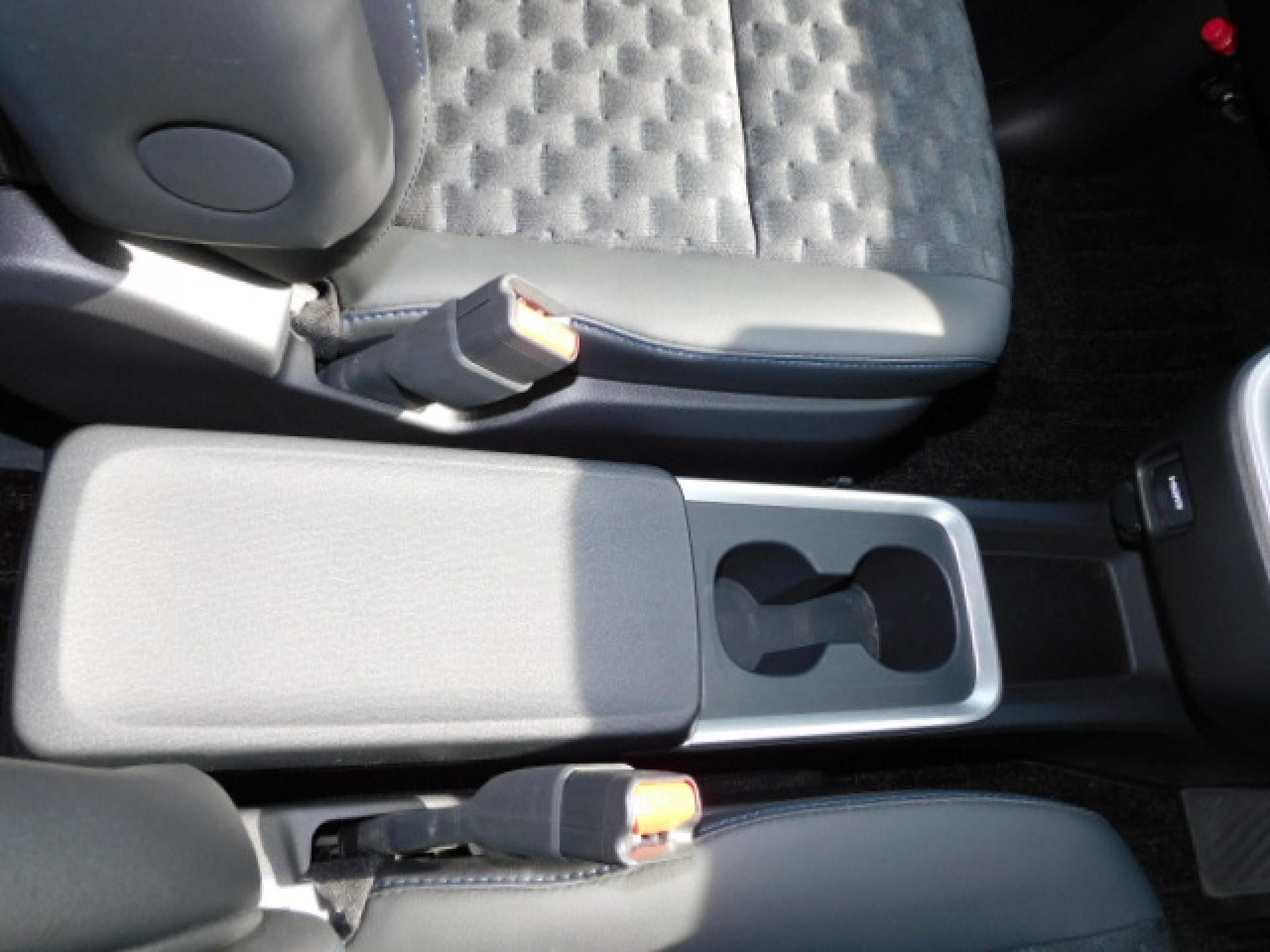 インパネ一体型センターコンソールボックス(アッパートレイ・カップホルダー×2・リアボックス付)