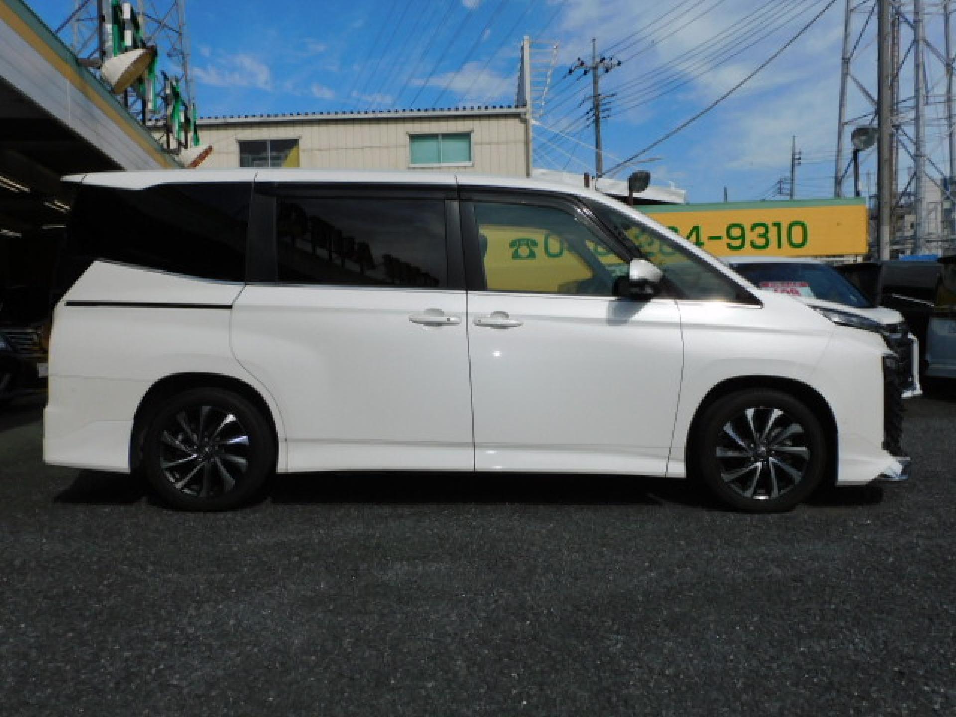 5年 ヴォクシーHV S-Z モデリスタエアロ 快適利便パッケージHigh&トヨタチームメイト!!