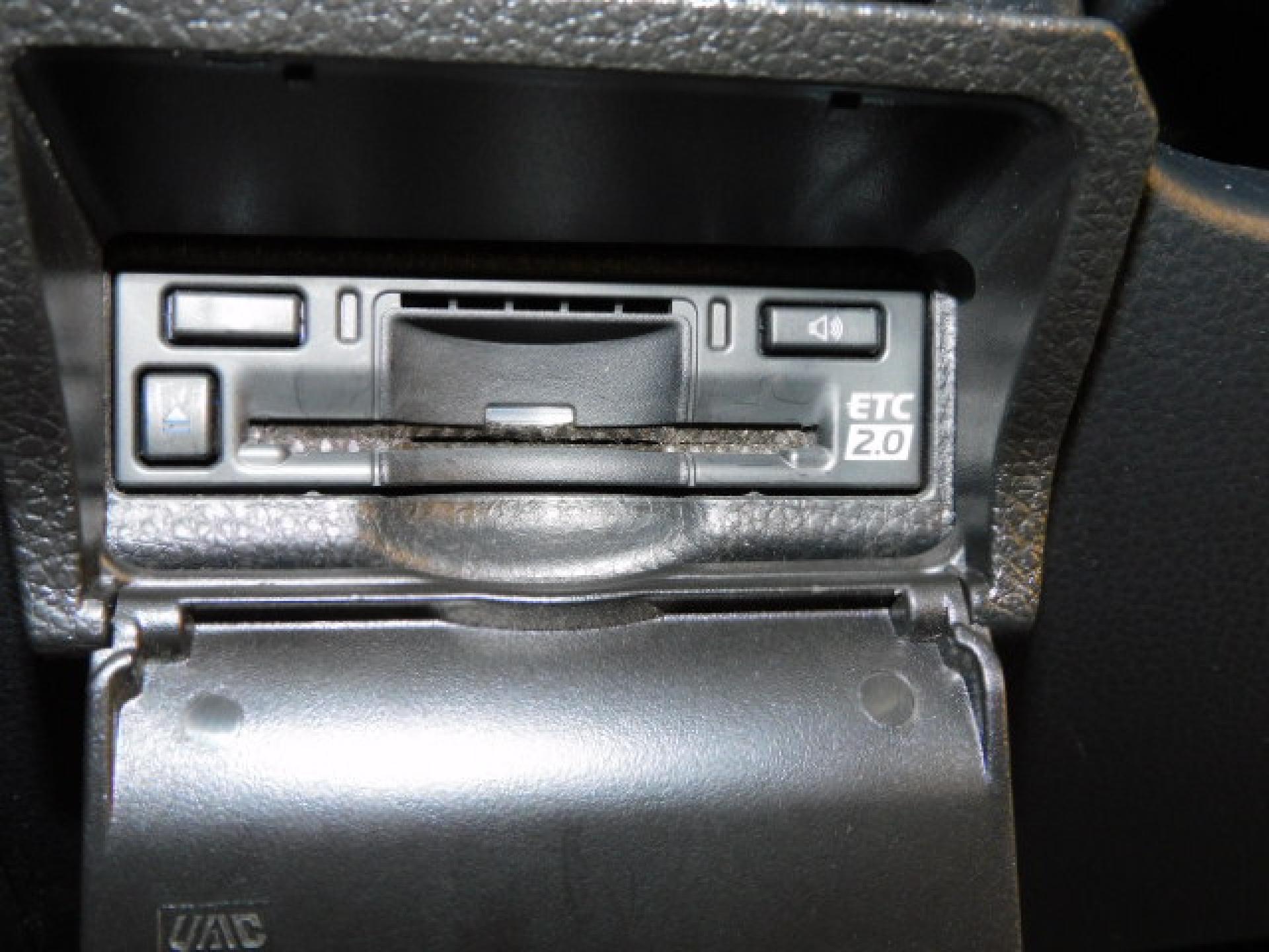 ETC 2.0（※）メーカーオプション、ETCカバー（※）ディーラーオプション