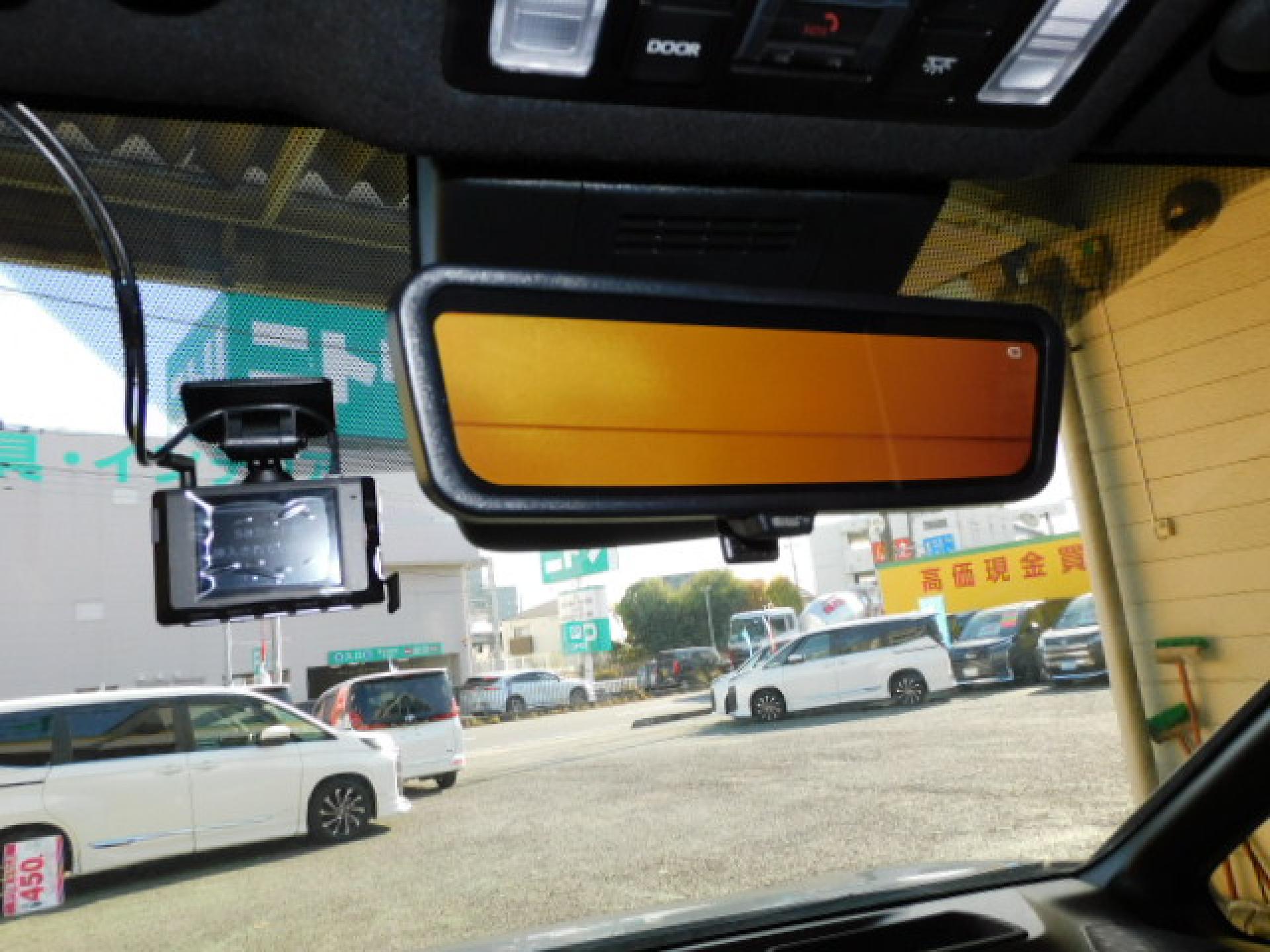 純正前後ドライブレコーダー（TZ-DR210）、デジタルインナーミラー（※）メーカーオプション ドライビングサポートパッケージ