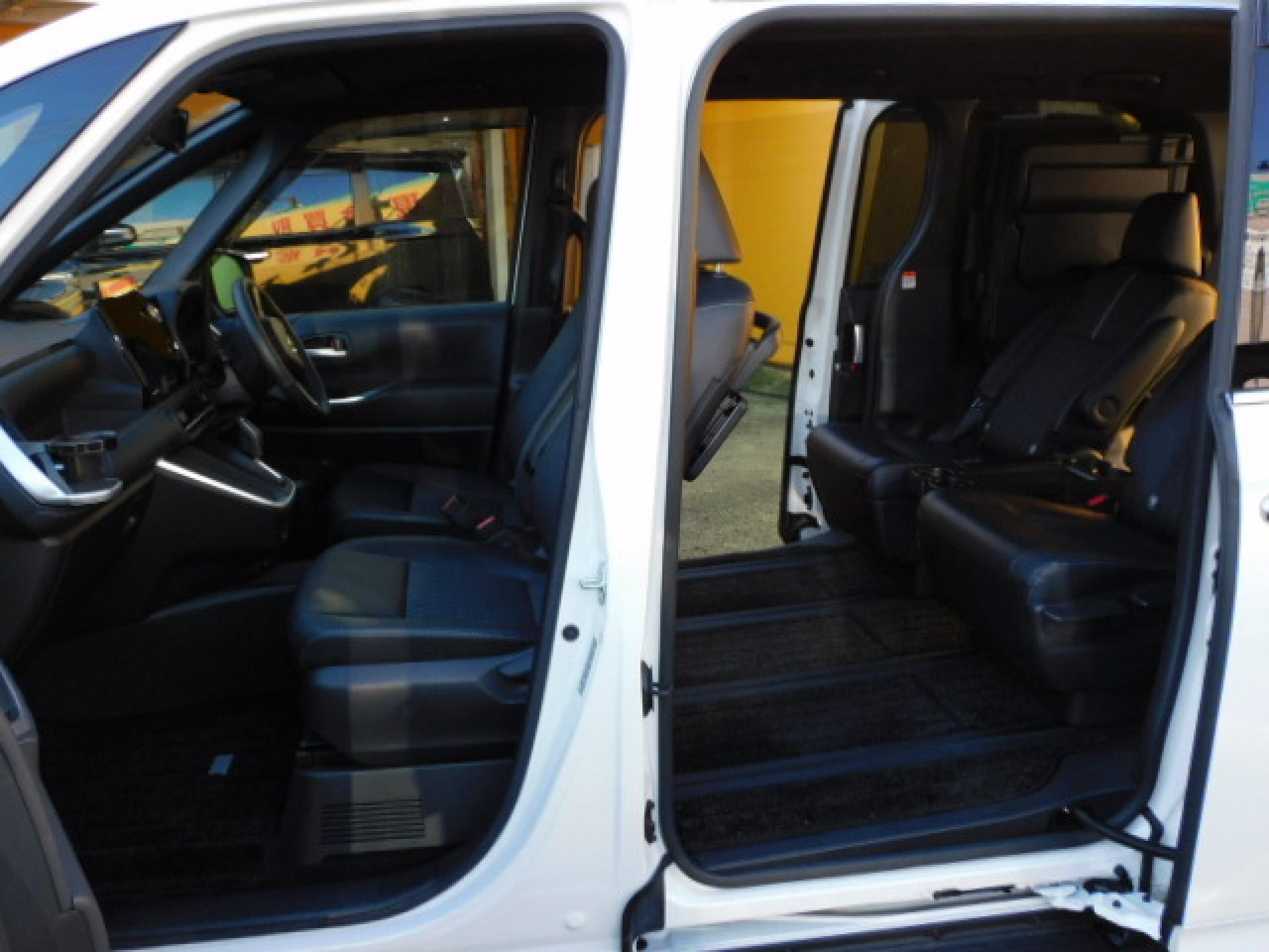 超ロングスライドモードでのシートアレンジです。