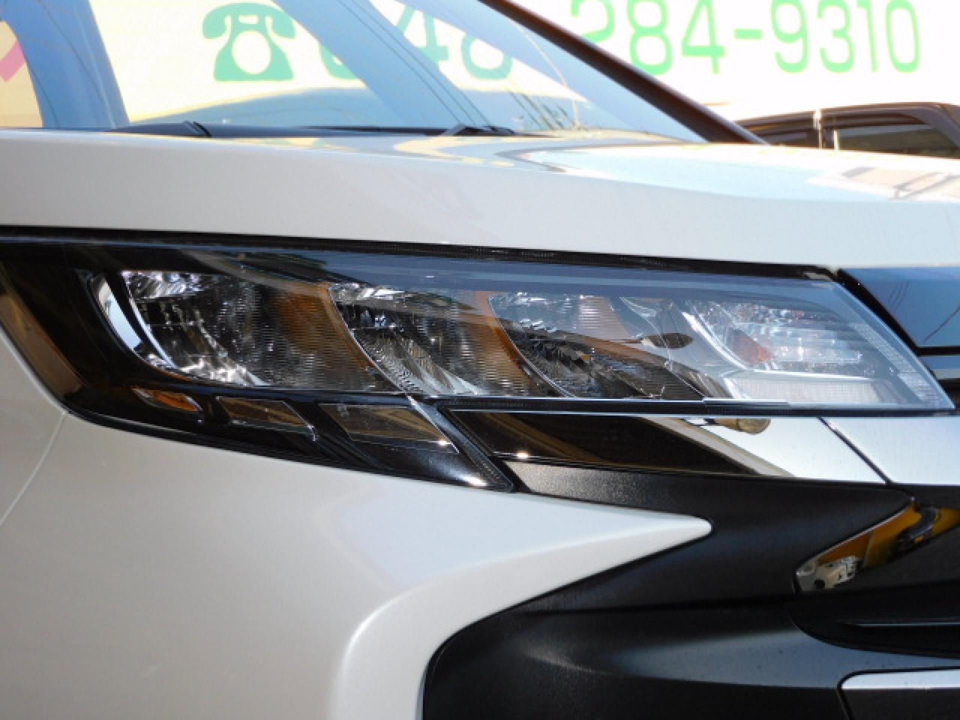 リフレクター式LEDヘッドランプ（マニュアルレベリング機能付）