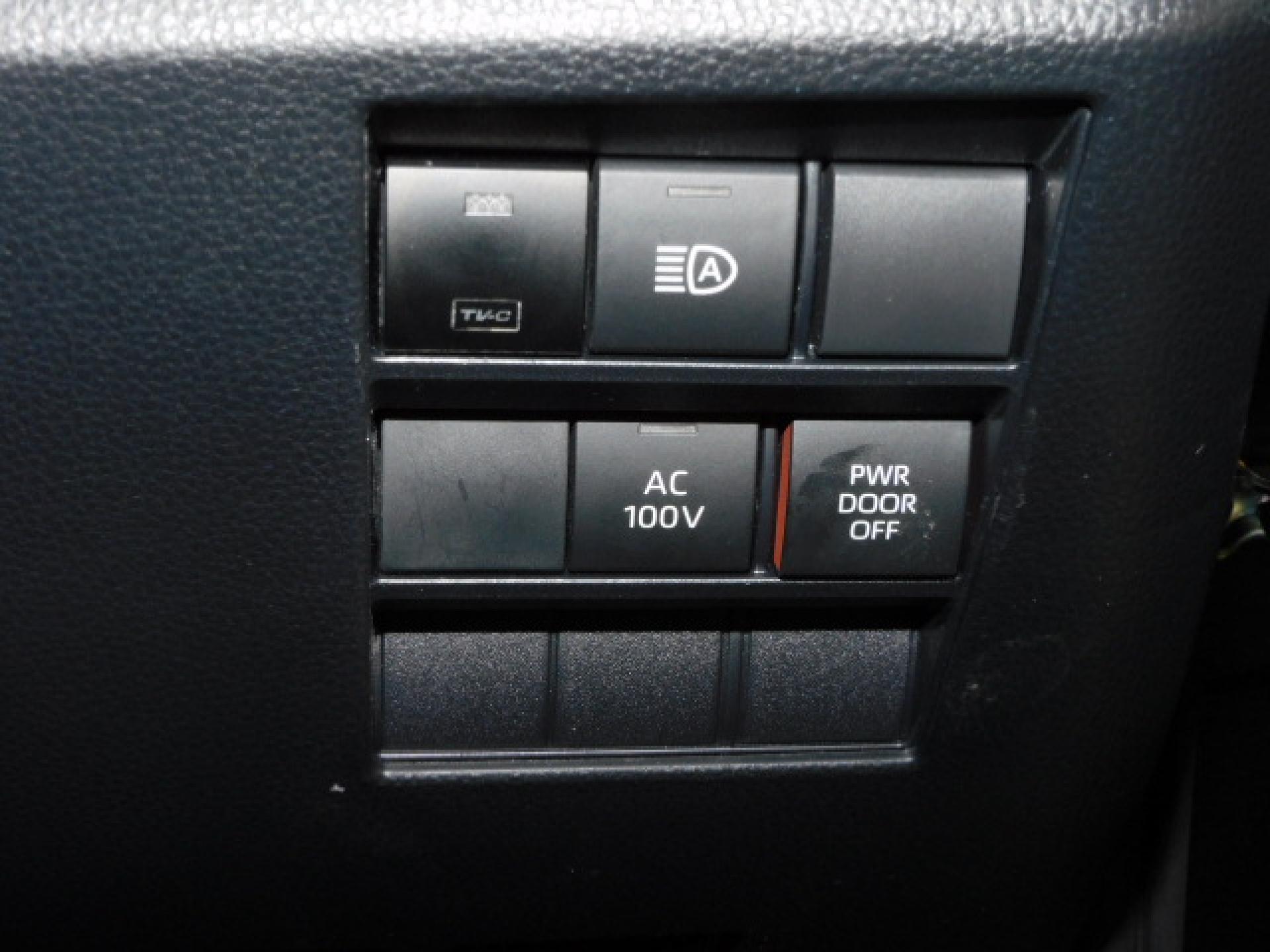 TVジャンパーキット、オートマチックハイビーム、AC100V/1500Wメインスイッチ、パワードアメインスイッチ