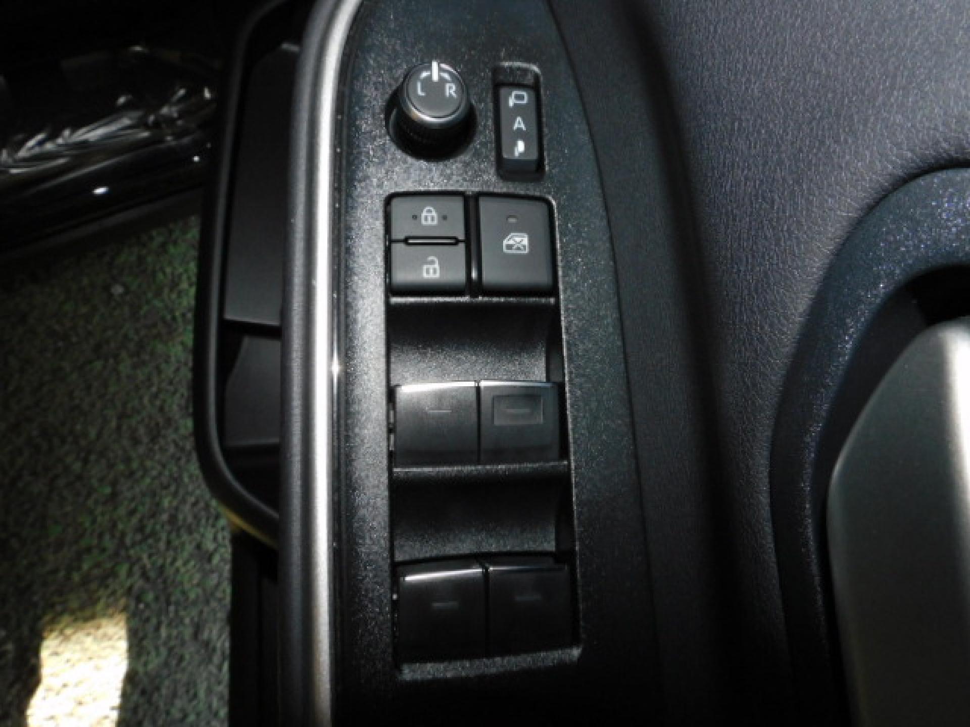 運転席ドアスイッチ