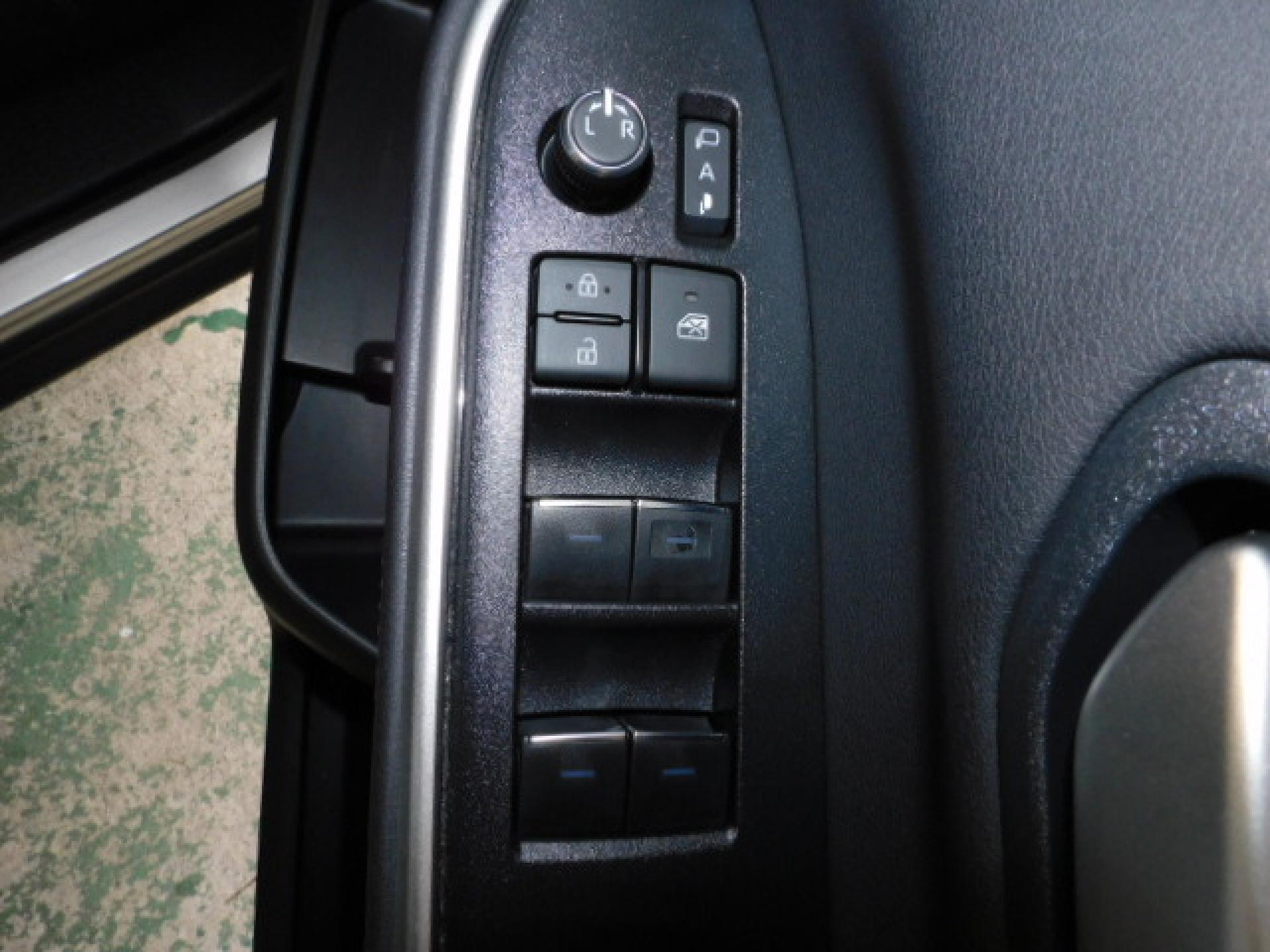 運転席ドアスイッチ