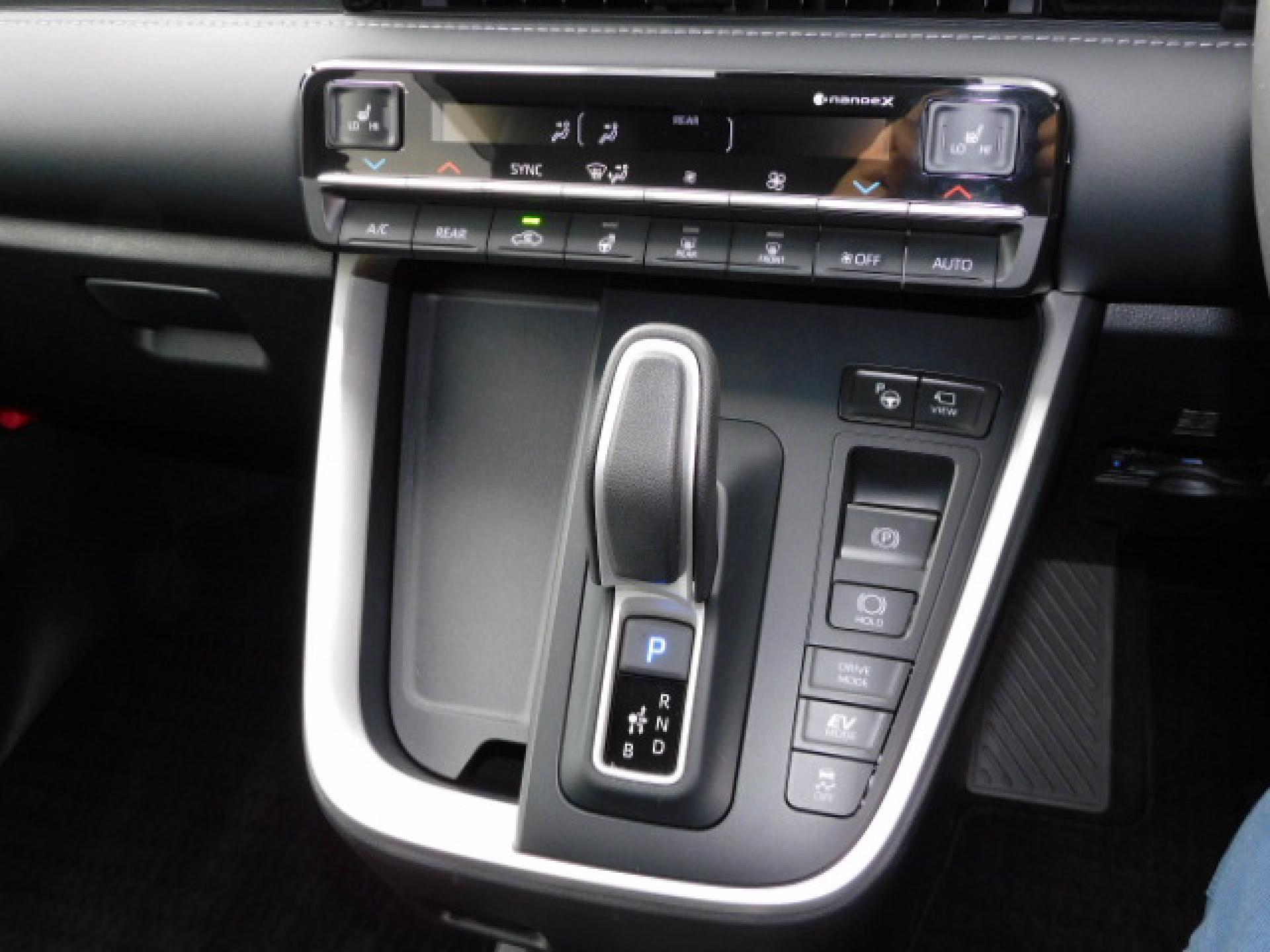 エレクトロシフトマチック（※）メーカーオプション トヨタチームメイト