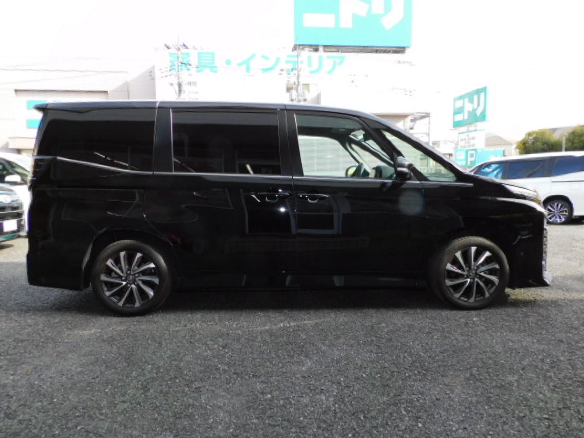 5年 ヴォクシーHV S-Z 快適利便パッケージHigh&トヨタチームメイト!