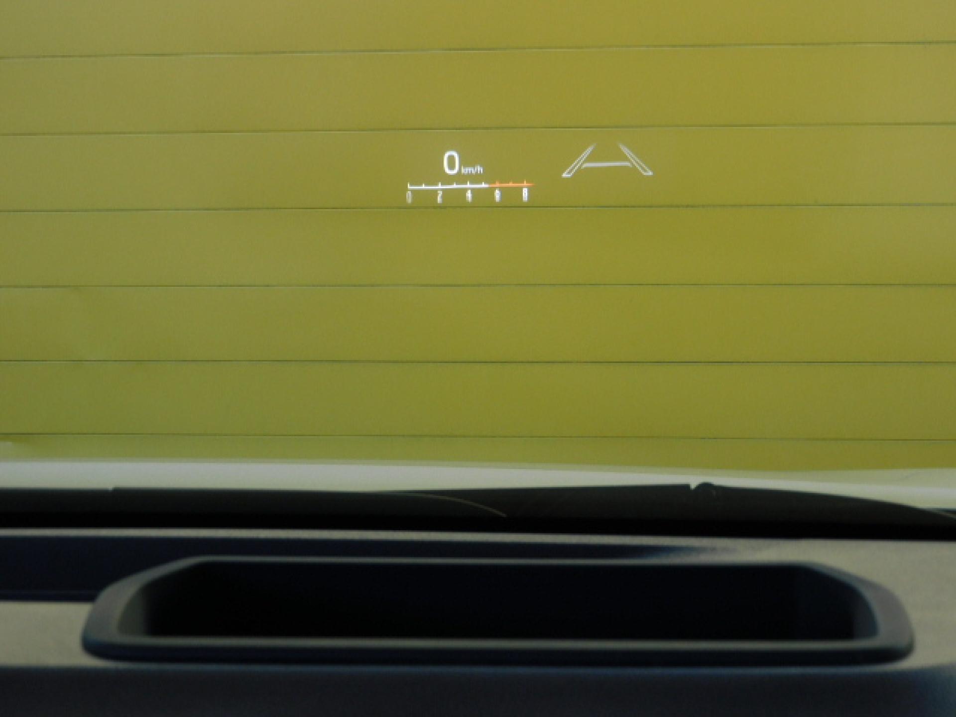 カラーヘッドアップディスプレイ（※）メーカーオプション ドライビングサポートパッケージ