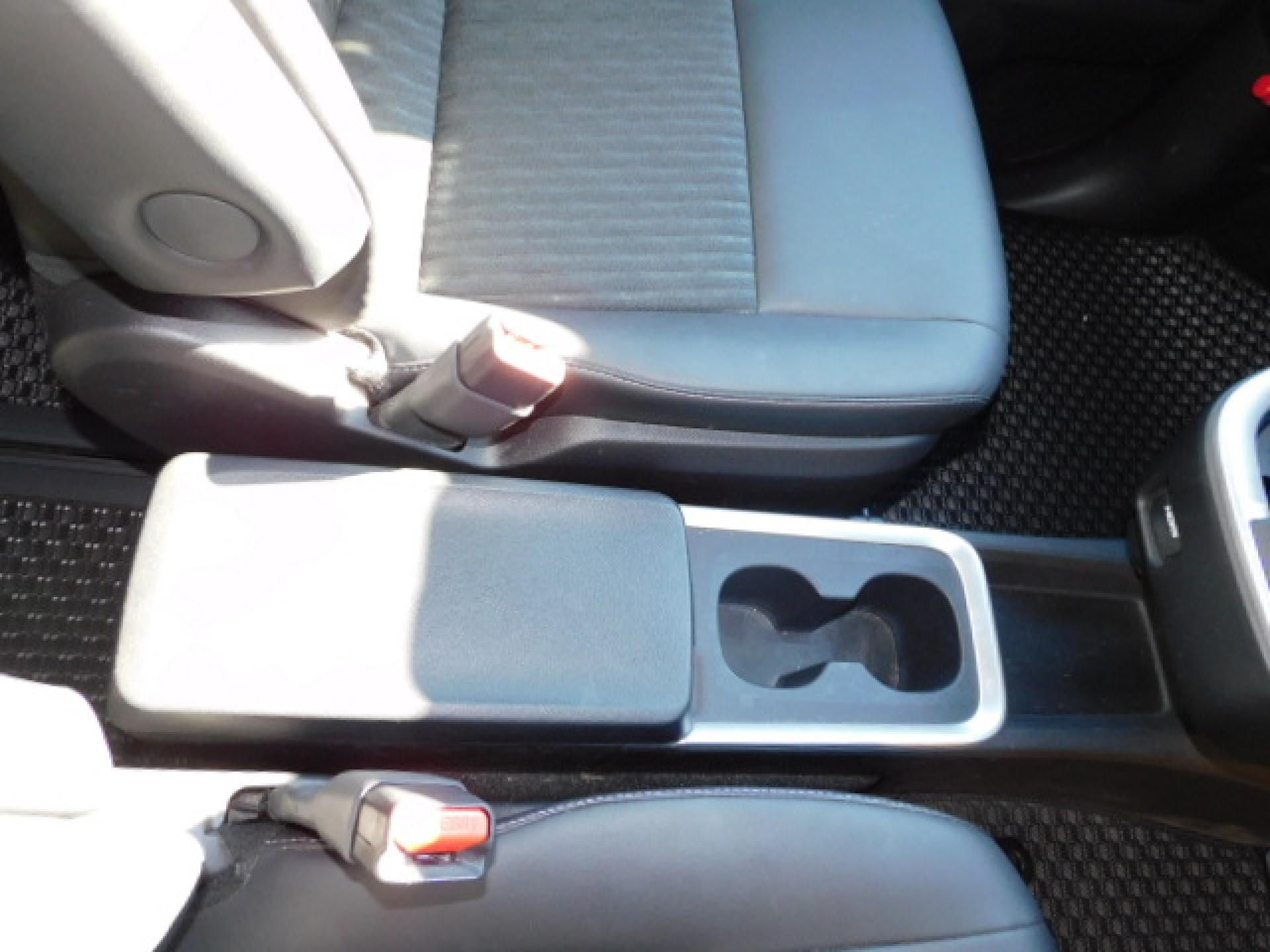 インパネ一体型センターコンソールボックス（アッパートレイ・カップホルダー×2・リアボックス付）