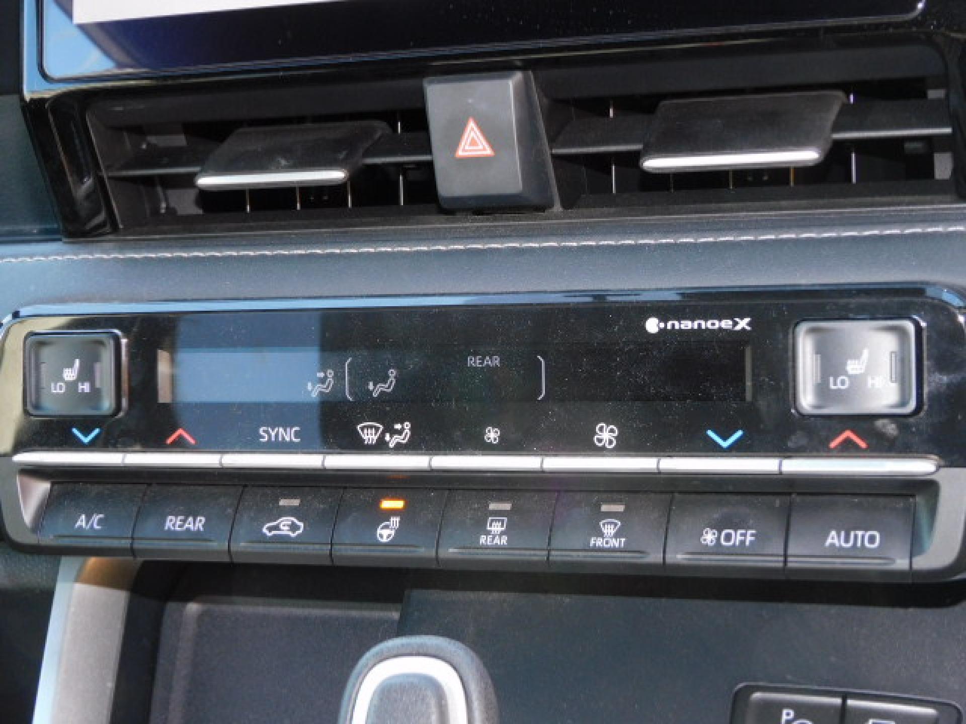 ナノイーX・ステアリングヒーター（※）メーカーオプション快適利便パッケージHigh