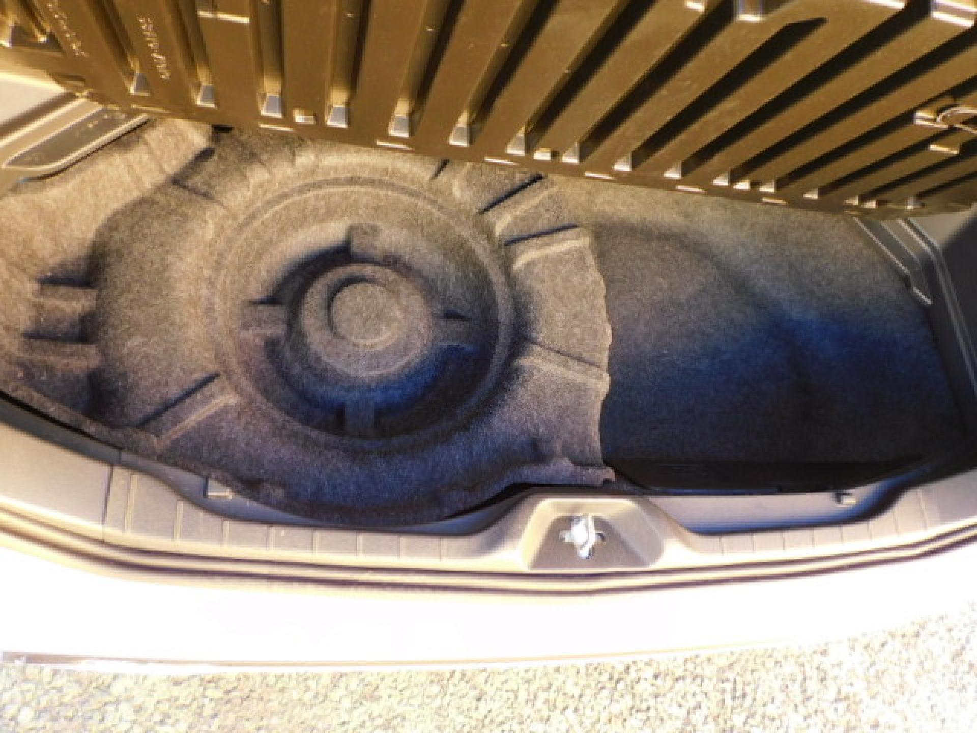 応急用スペアタイヤ＋工具セット（※）メーカーオプション