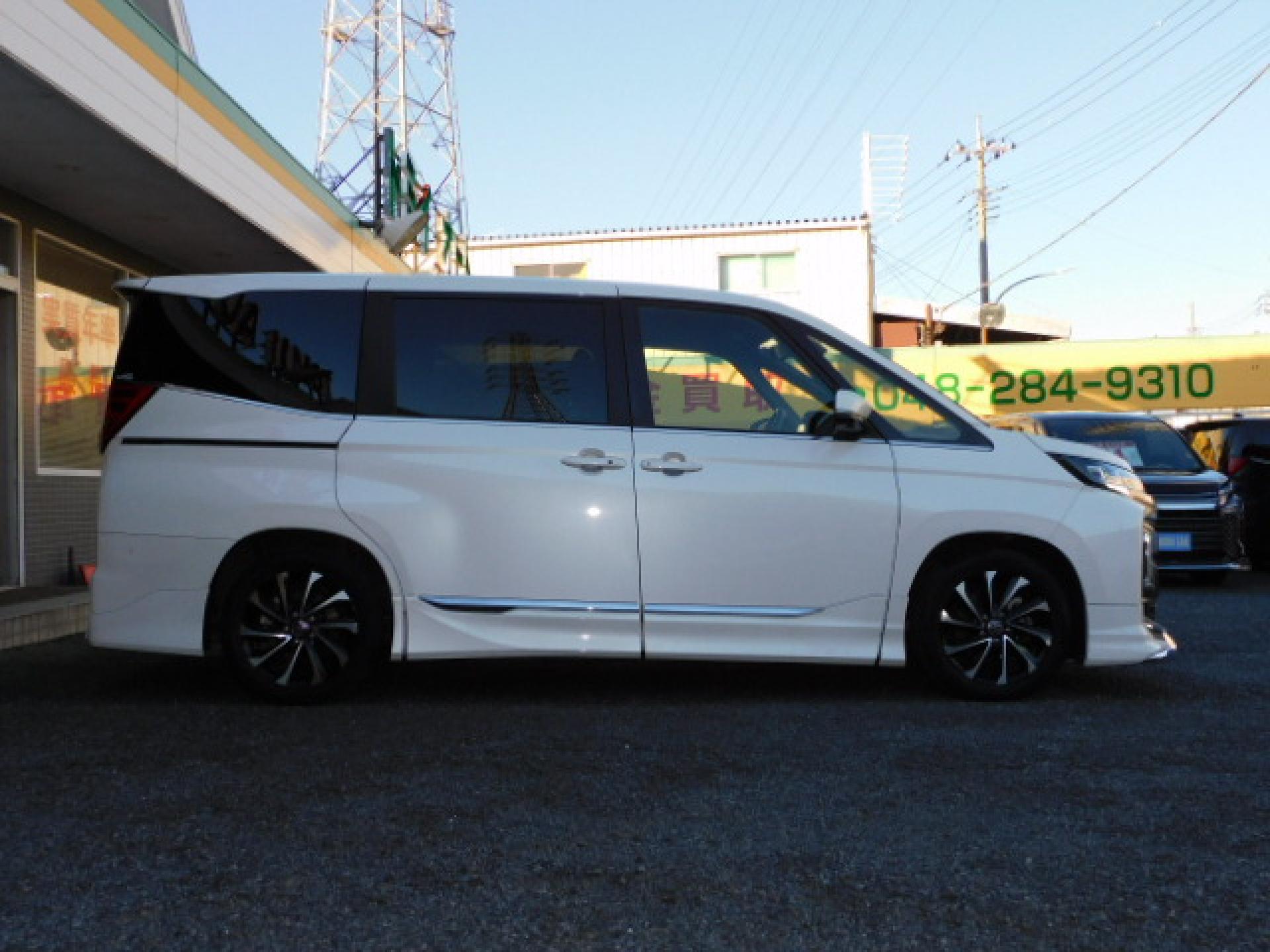 4年　ノアHV　S-Z　寒冷地仕様　快適利便パッケージHigh＆トヨタチームメイト！！