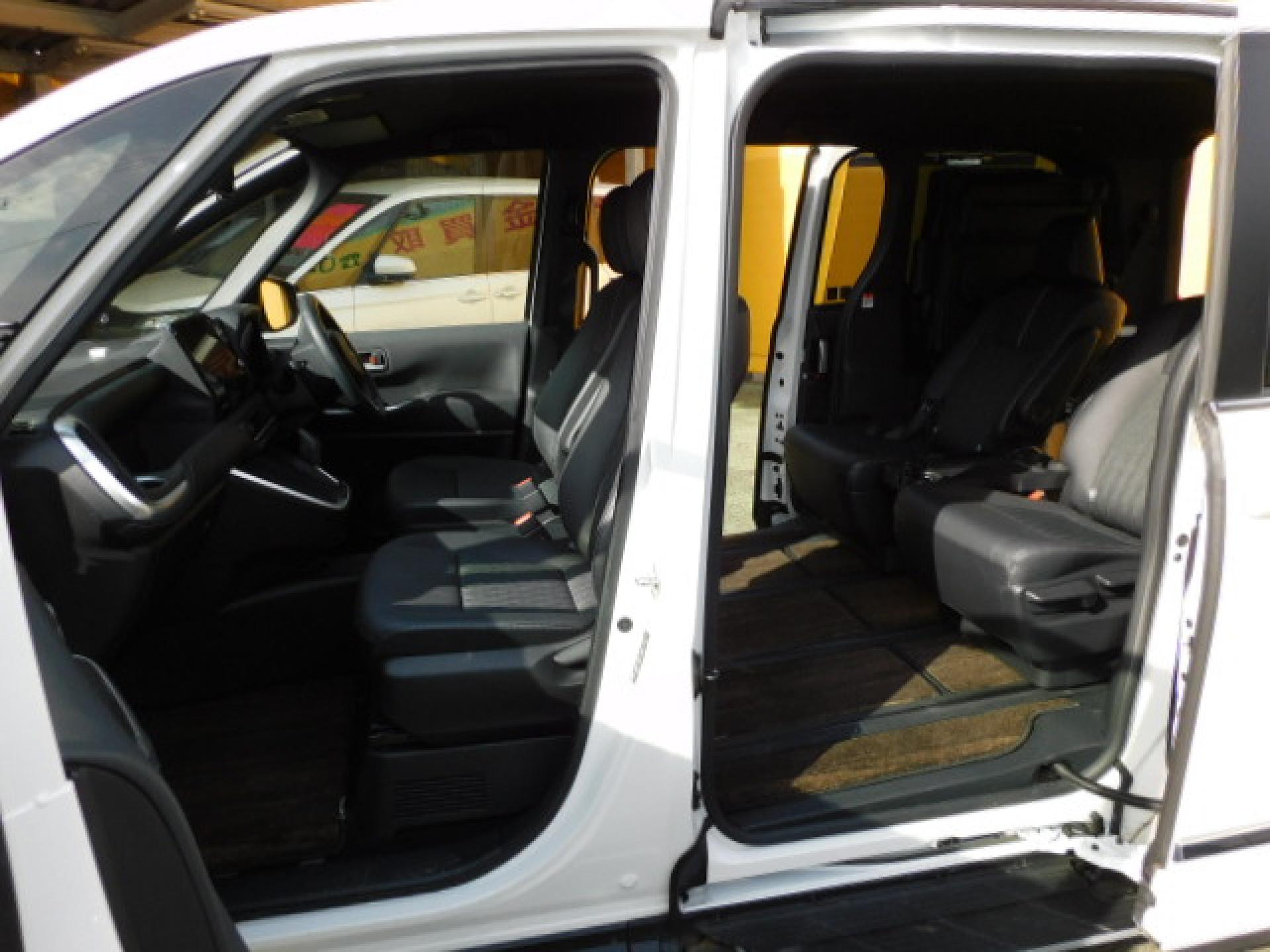 超ロングスライドモードでのシートアレンジです。