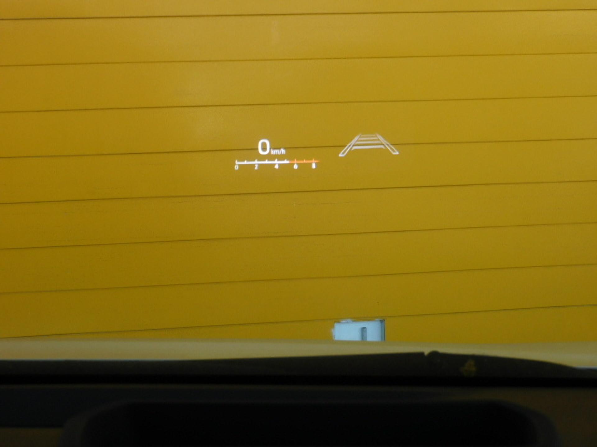 カラーヘッドアップディスプレイ（※）メーカーオプション ドライビングサポートパッケージ