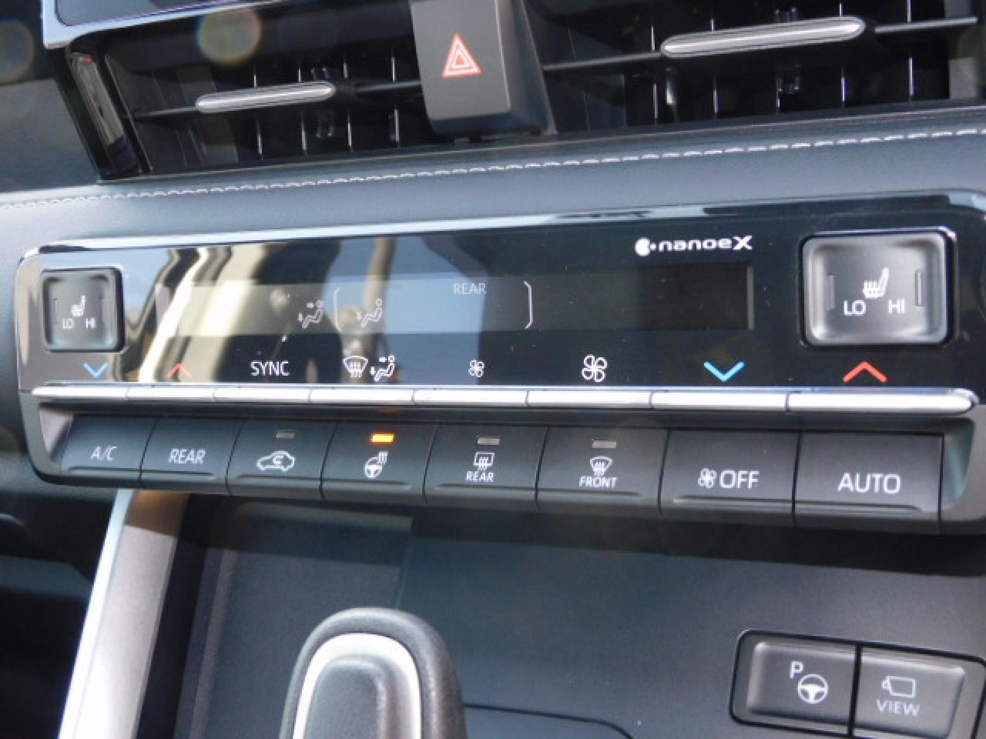 ナノイーX・ステアリングヒーター（※）メーカーオプション快適利便パッケージHigh