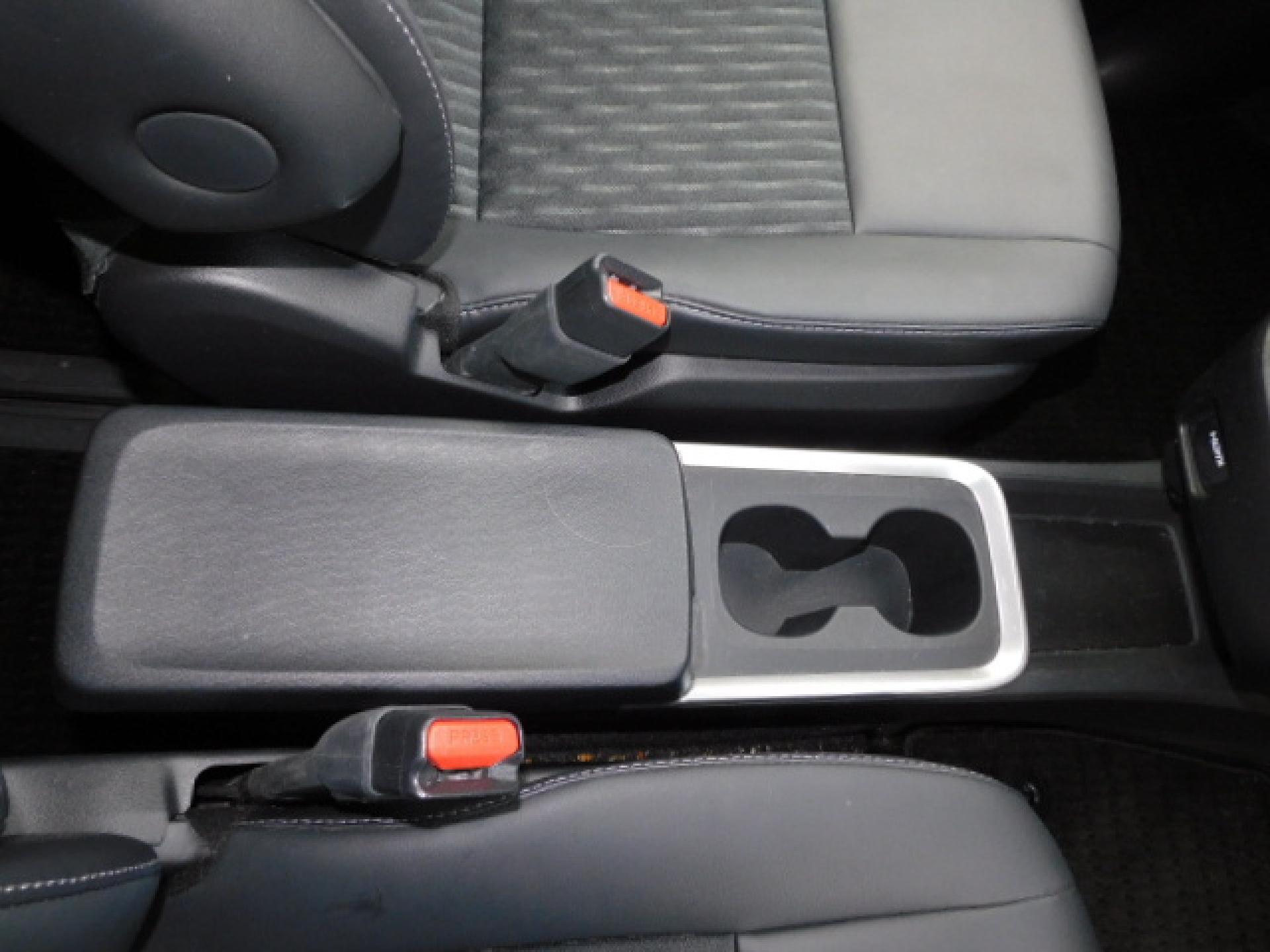 インパネ一体型センターコンソールボックス(アッパートレイ・カップホルダー×2・リアボックス付)