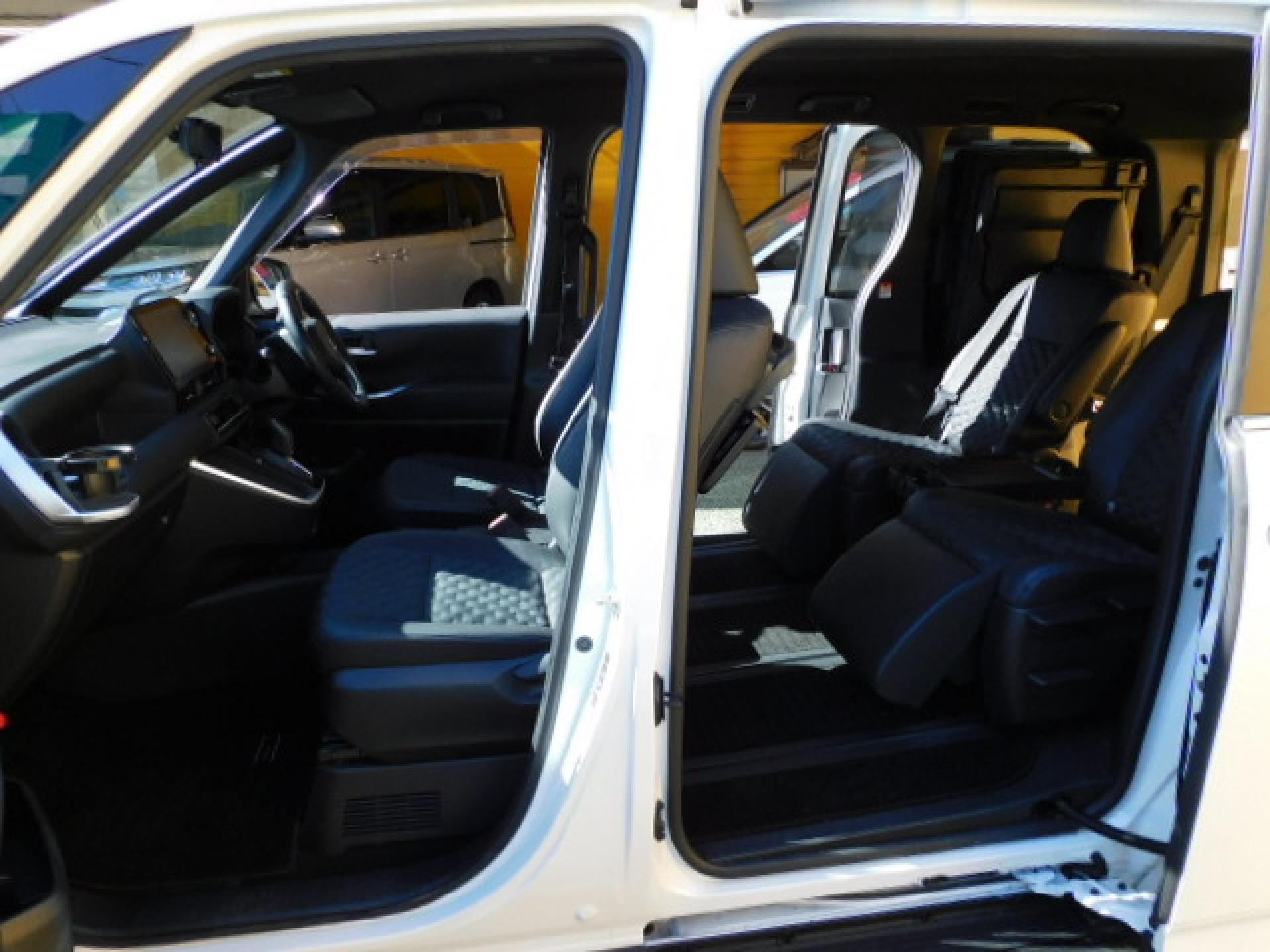 超ロングスライドモードでのシートアレンジです。