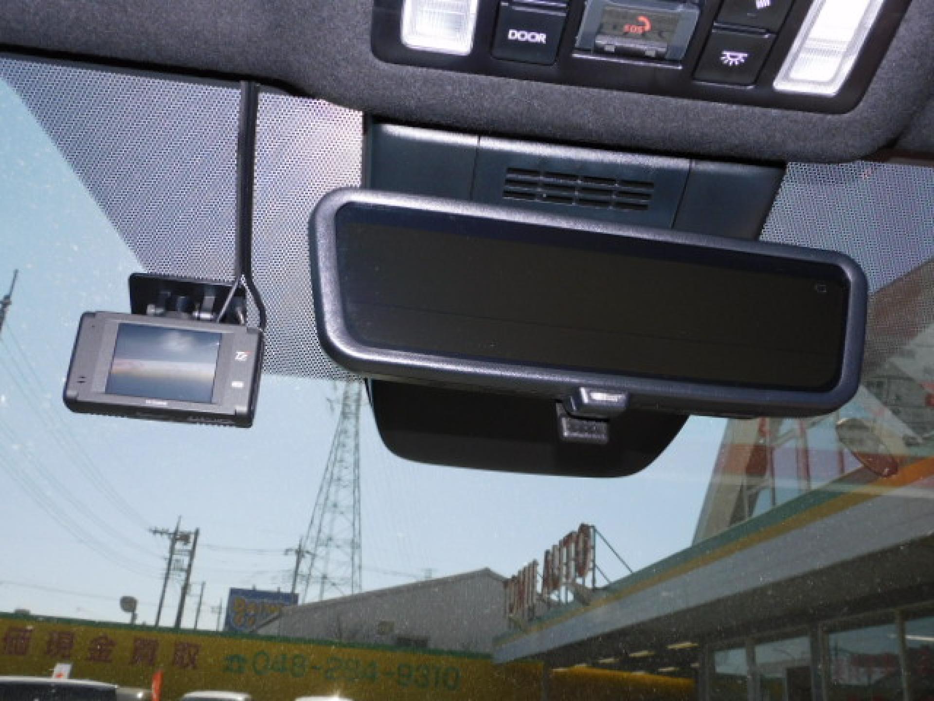 純正前後ドライブレコーダー（TZ-D305W）、デジタルインナーミラー（※）メーカーオプション ドライビングサポートパッケージ