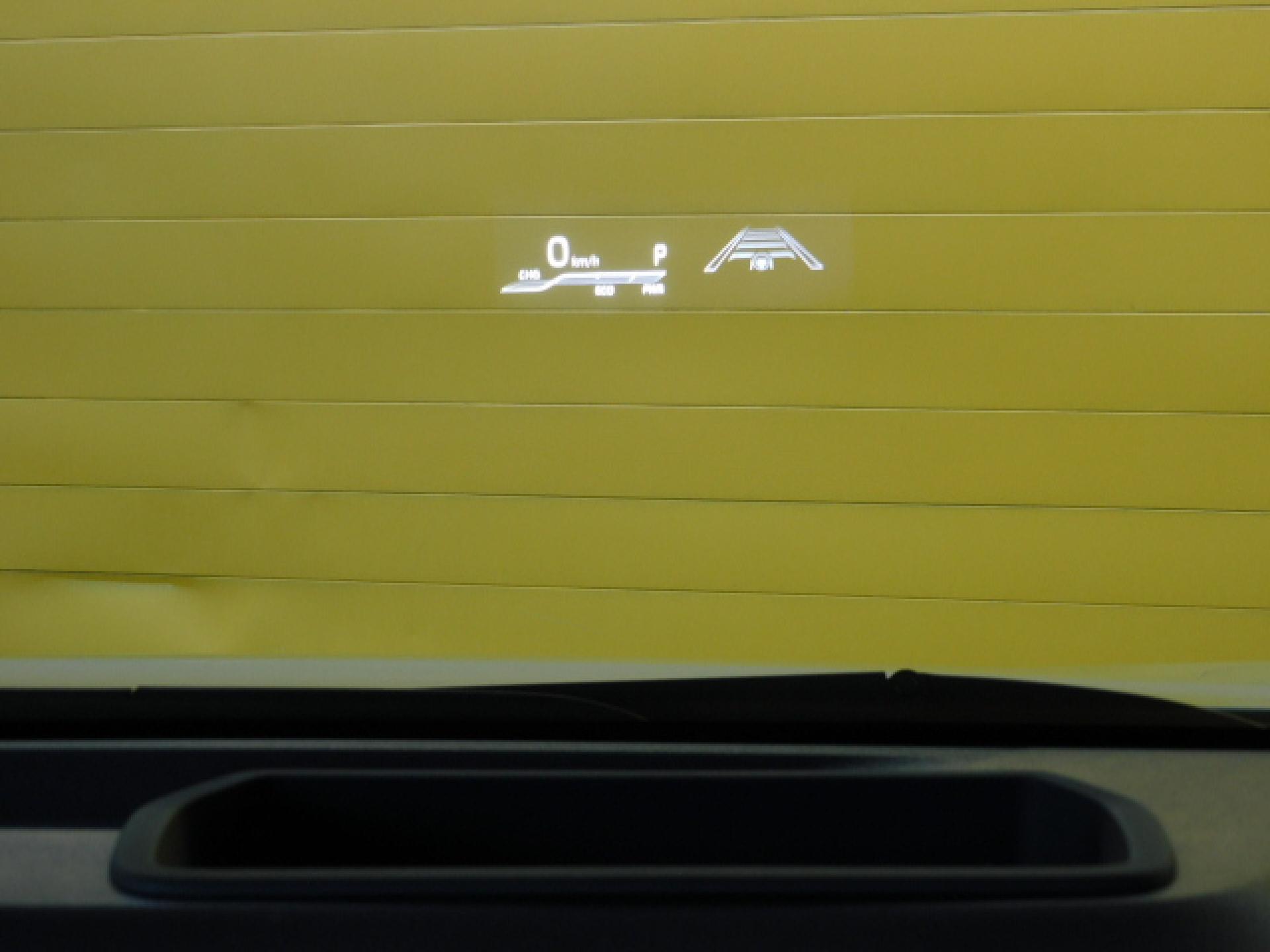 カラーヘッドアップディスプレイ（※）メーカーオプション ドライビングサポートパッケージ