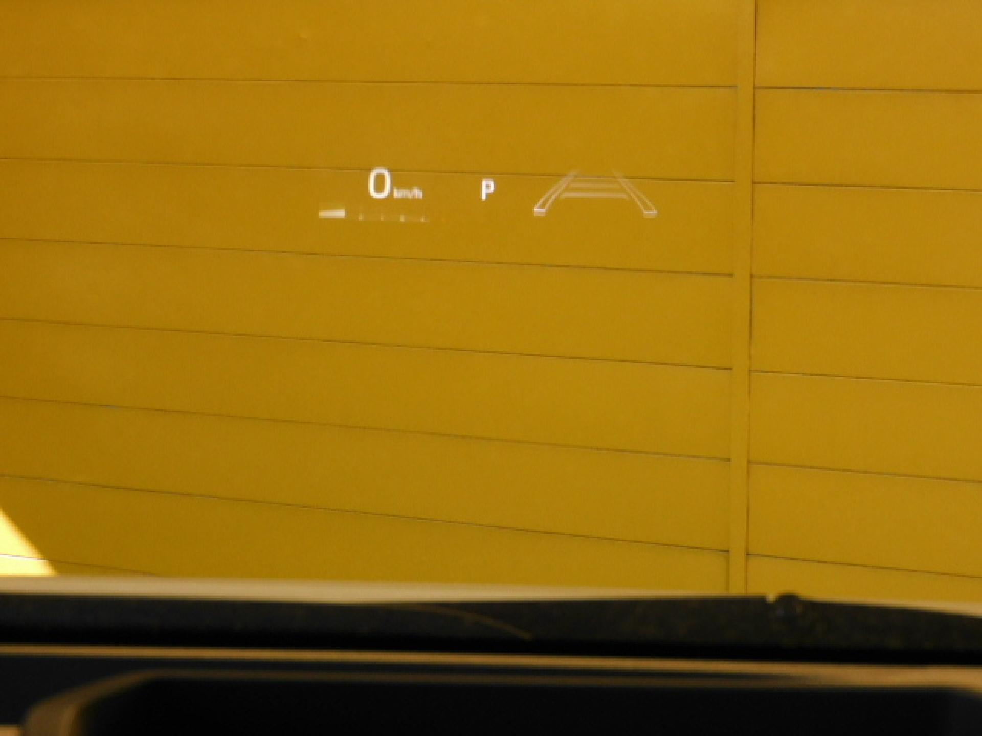 カラーヘッドアップディスプレイ(※)メーカーオプション ドライビングサポートパッケージ