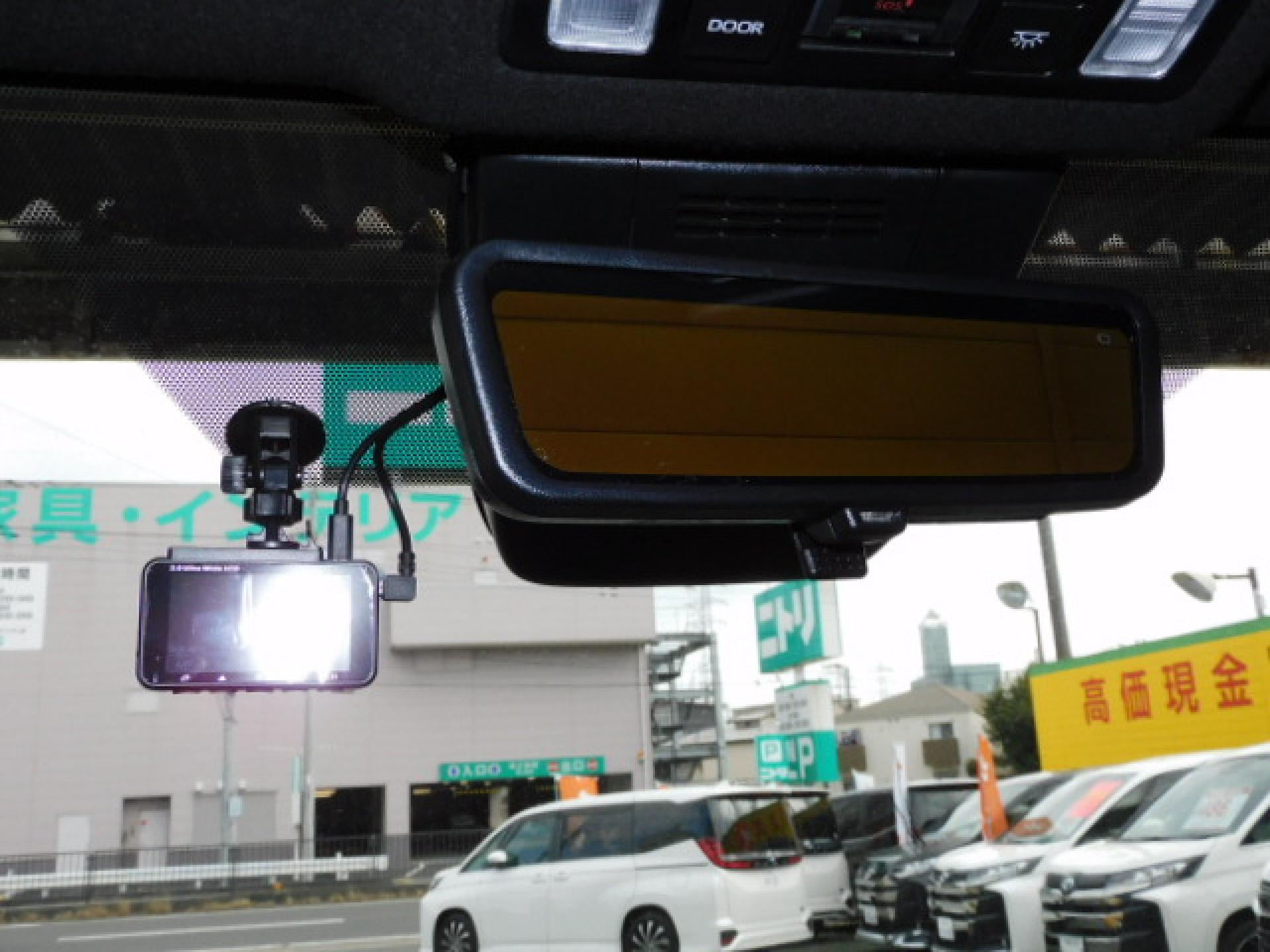 純正前後ドライブレコーダー(TZ-DR500M)、デジタルインナーミラー(※)メーカーオプション ドライビングサポートパッケージ