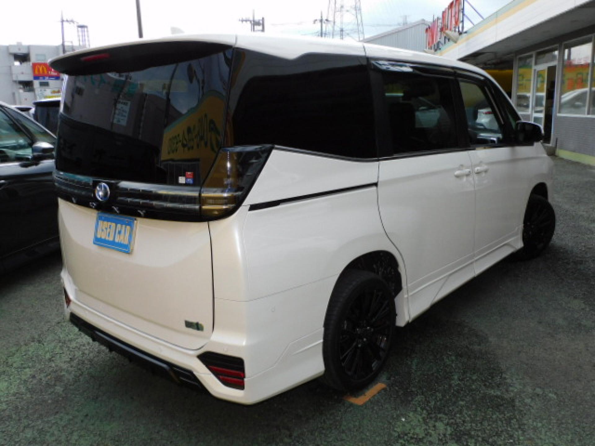 パワーバックドア(※)メーカーオプション快適利便パッケージHigh