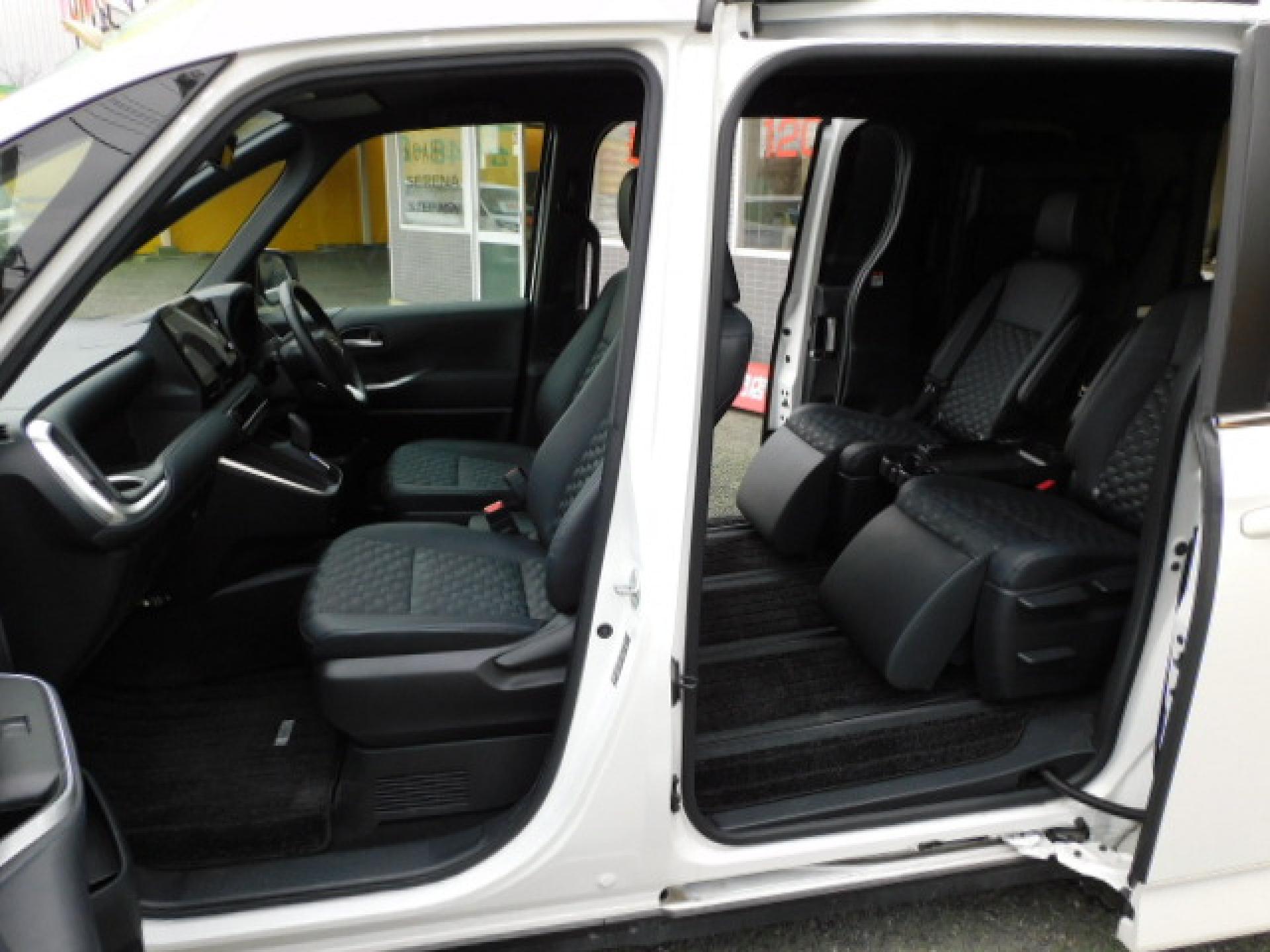 超ロングスライドモードでのシートアレンジです。