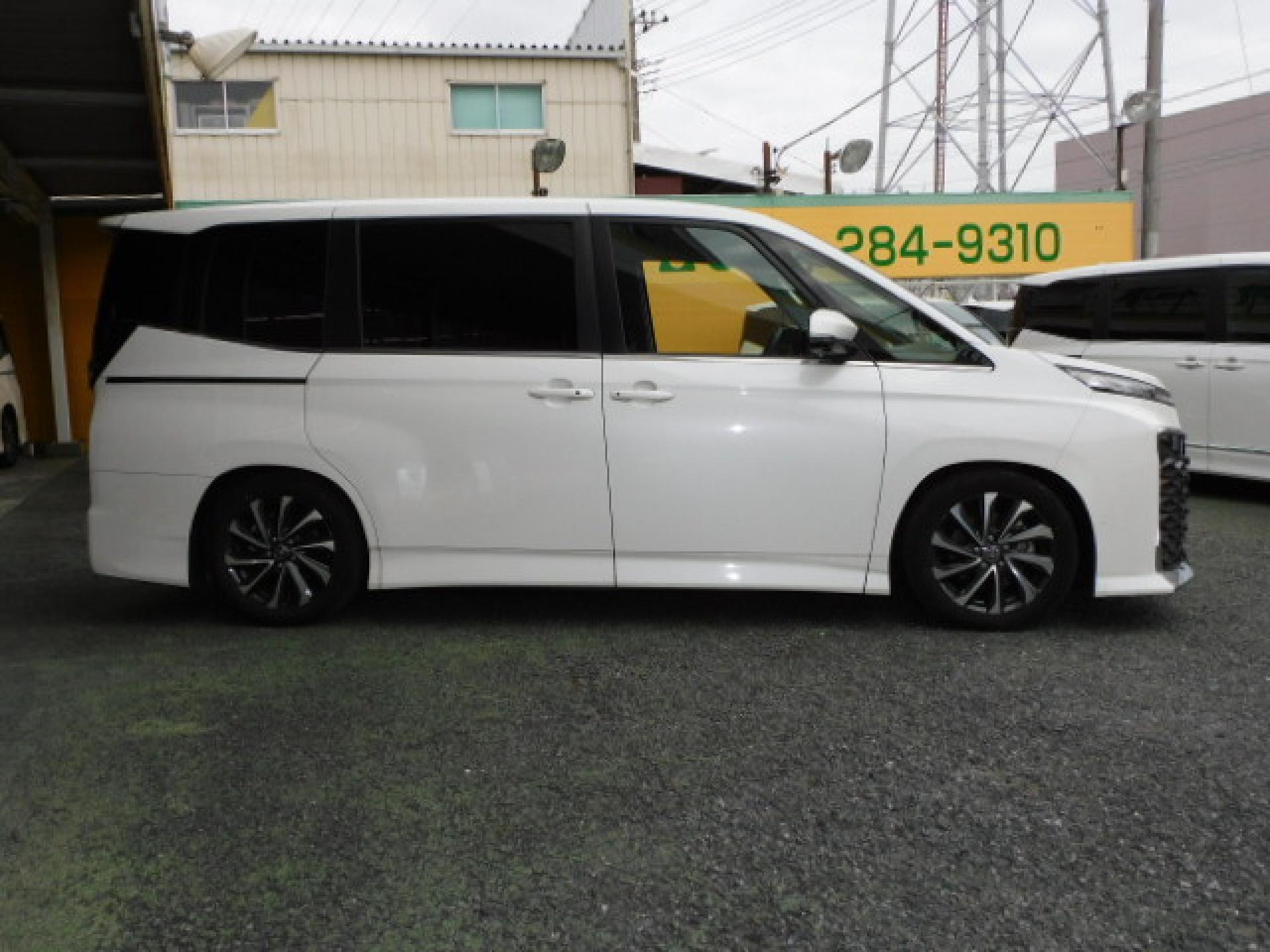 5年 ヴォクシーHV S-Z 快適利便パッケージHigh&トヨタチームメイト!!