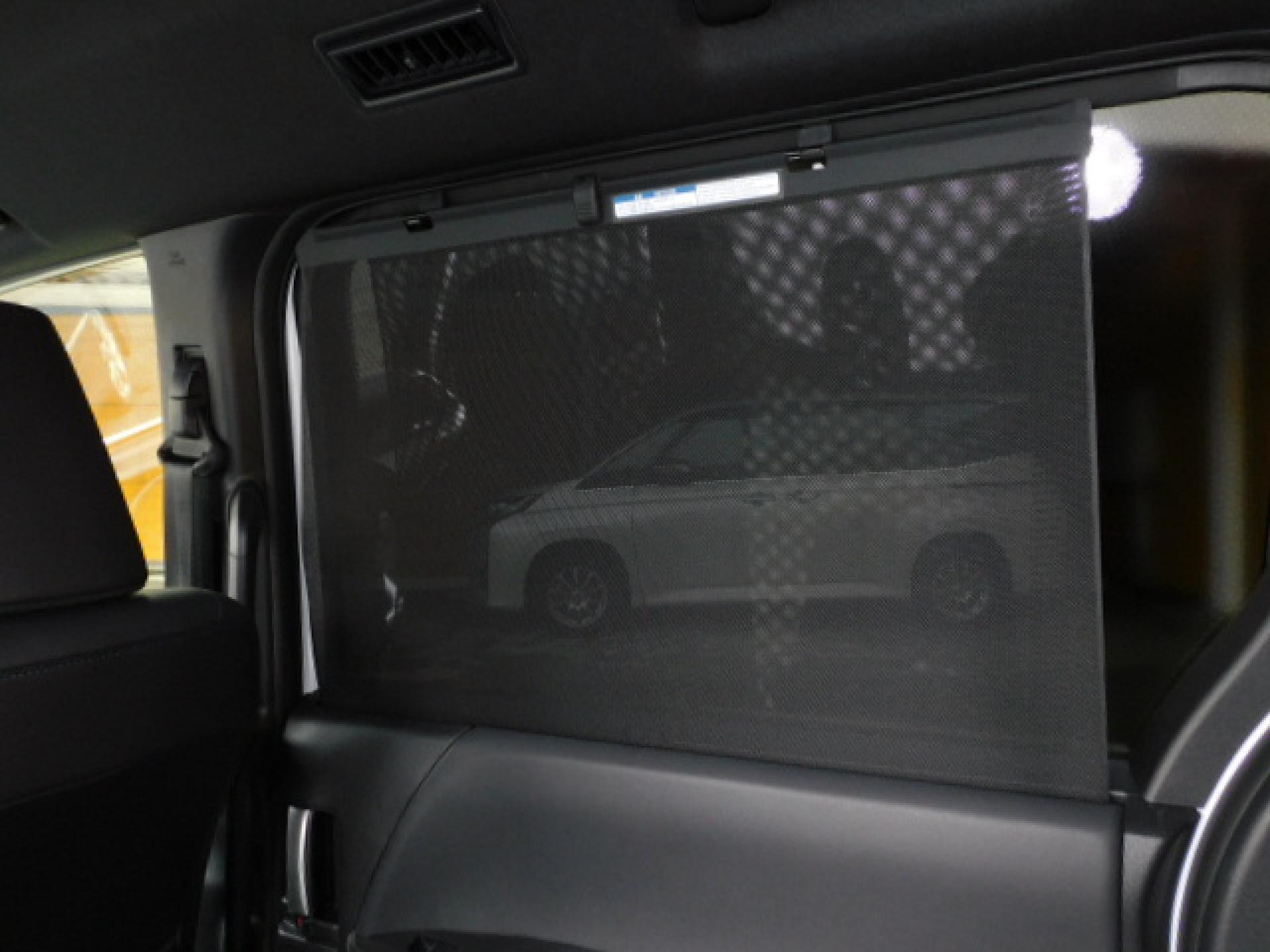 スライドドアサンシェイド