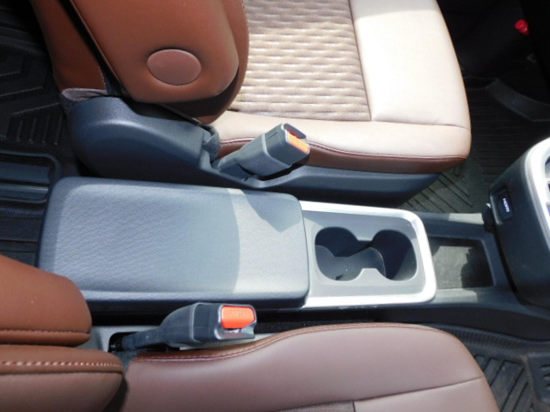 インパネ一体型センターコンソールボックス（アッパートレイ・カップホルダー×2・リアボックス付）