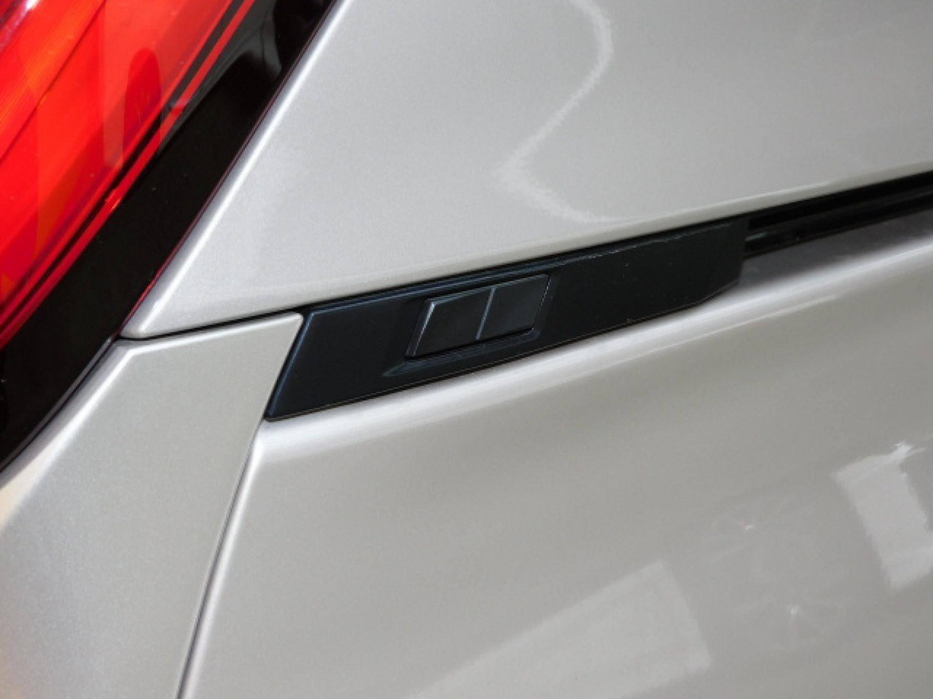 パワーバックドアスイッチ（※）メーカーオプション快適利便パッケージHigh